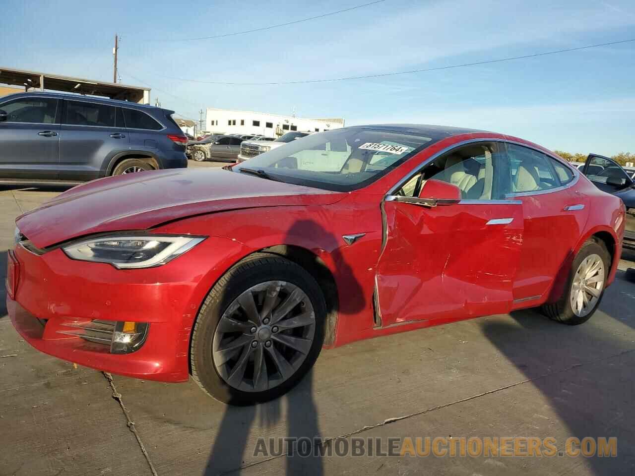 5YJSA1E28JF297771 TESLA MODEL S 2018