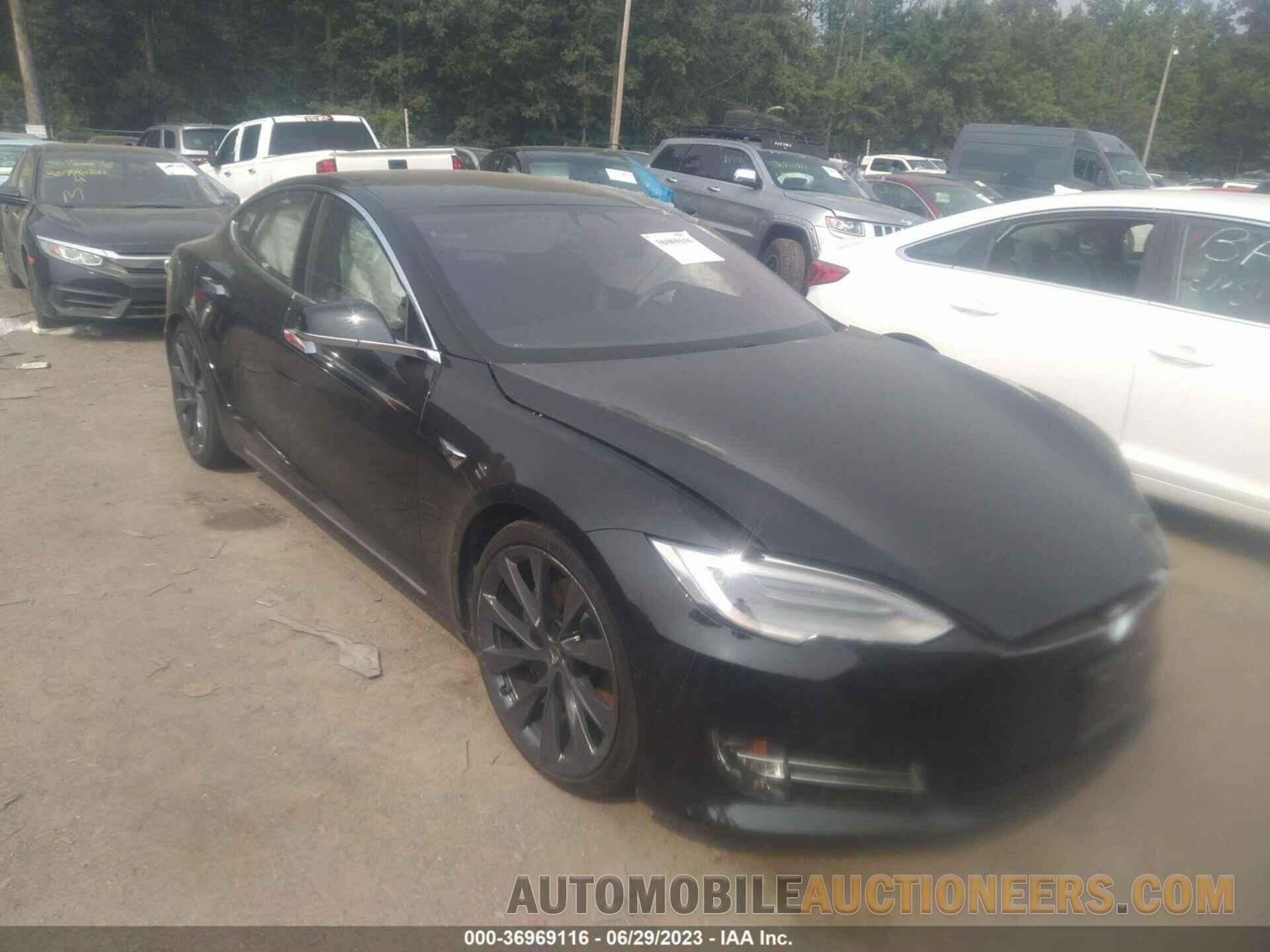 5YJSA1E28LF369104 TESLA MODEL S 2020