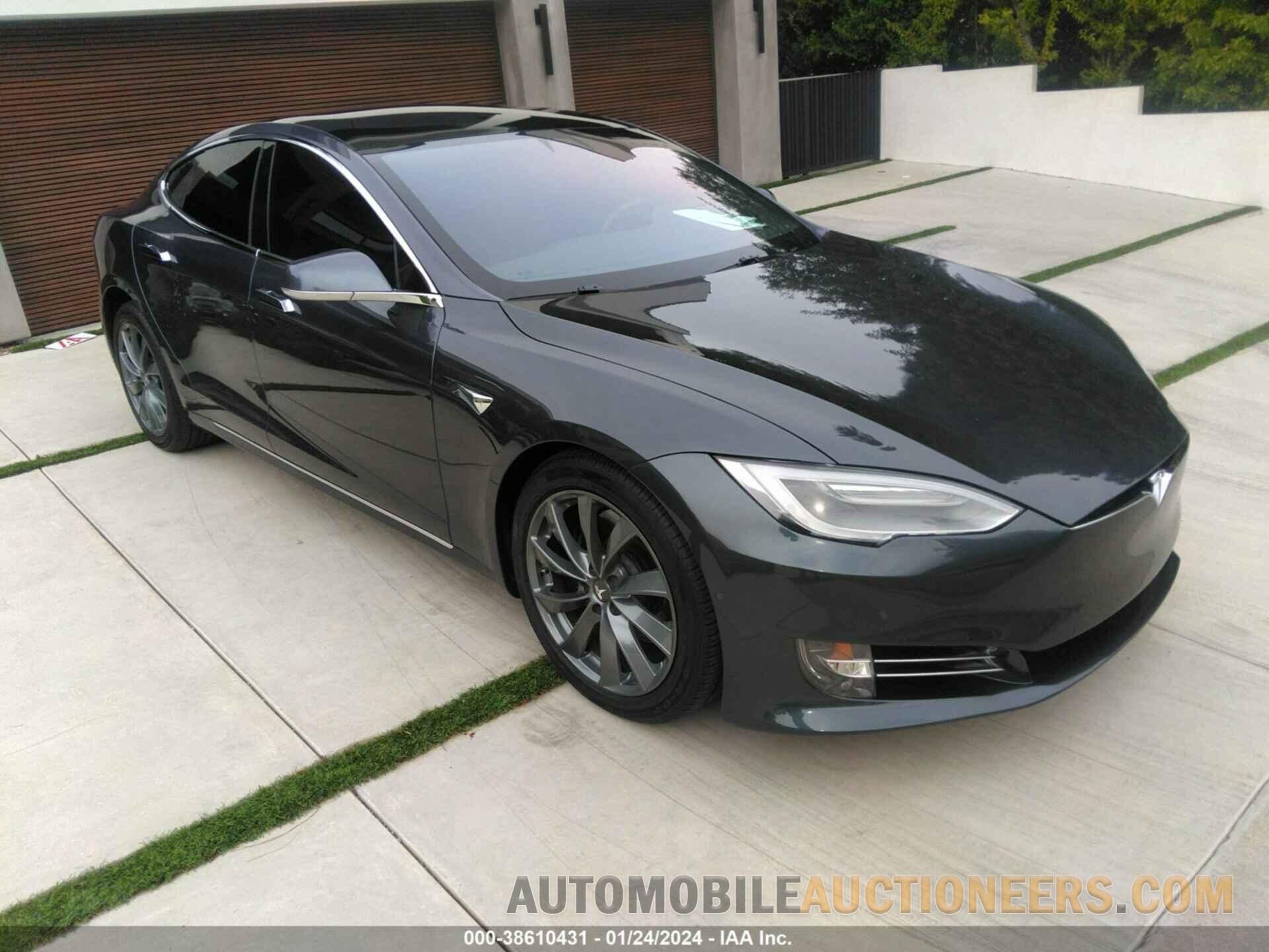 5YJSA1E28LF391555 TESLA MODEL S 2020