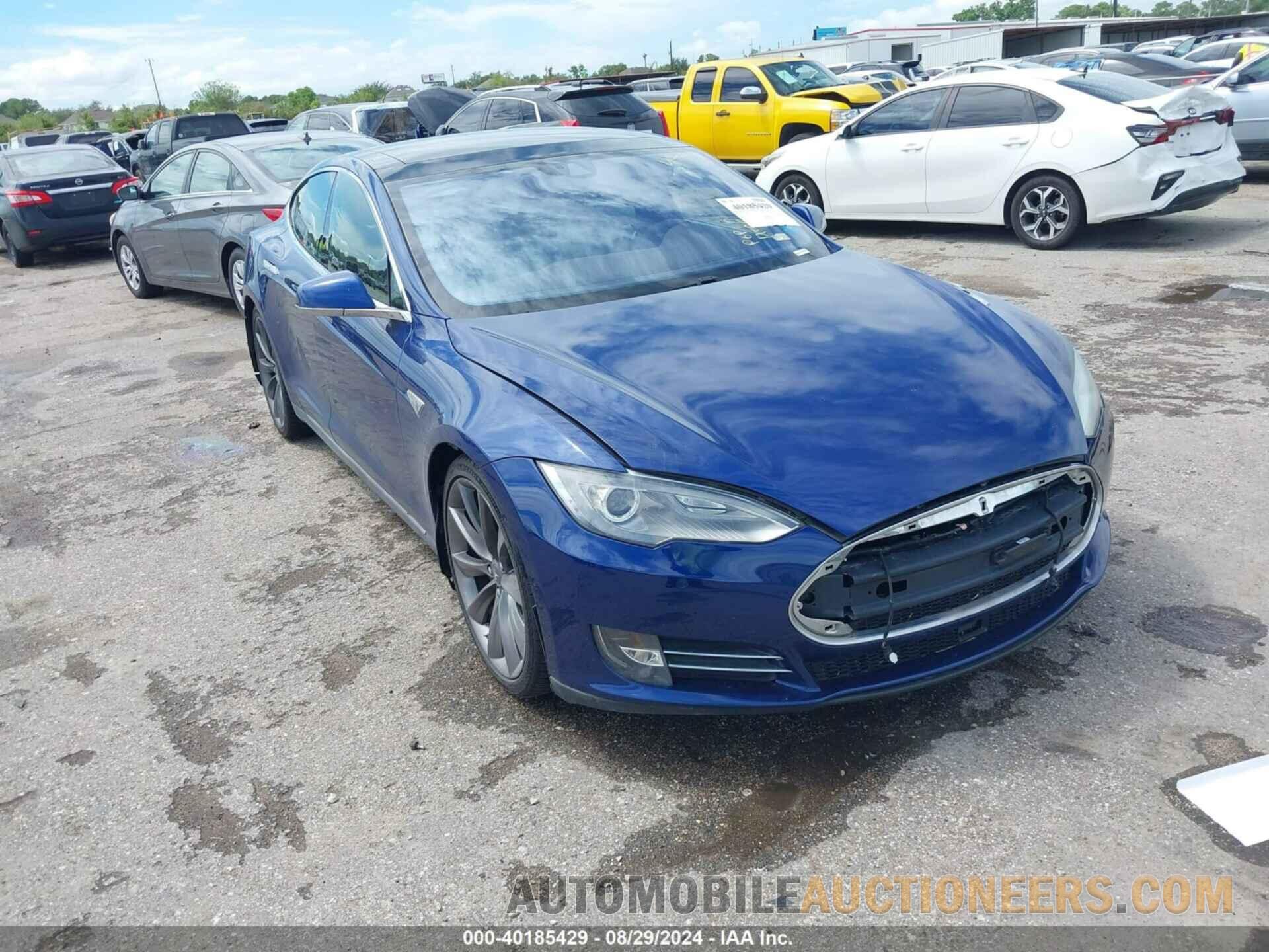 5YJSA1E29FF104437 TESLA MODEL S 2015