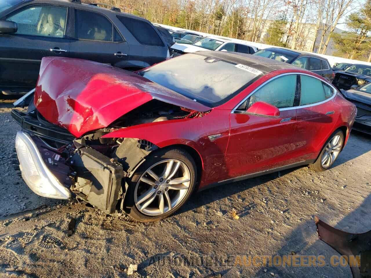 5YJSA1E29FF118418 TESLA MODEL S 2015