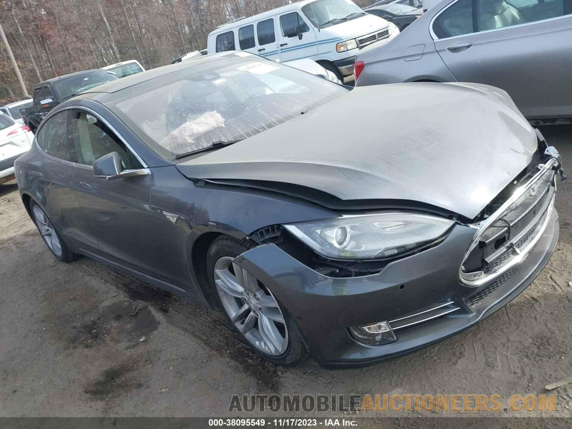 5YJSA1E29FF118824 TESLA MODEL S 2015