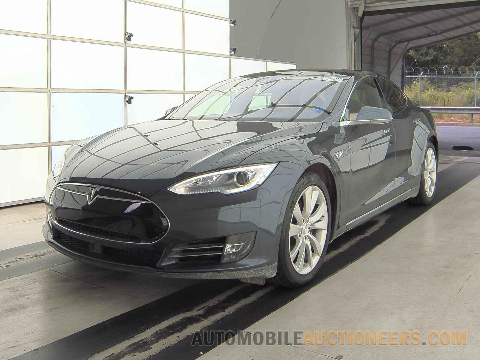 5YJSA1E29GF123667 Tesla Model S 2016