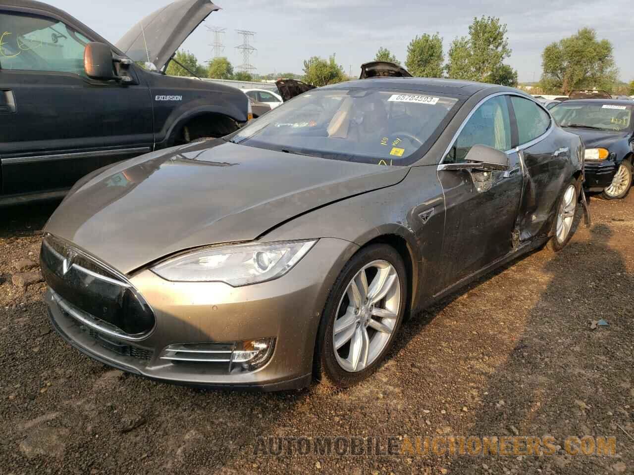 5YJSA1E29GF124169 TESLA MODEL S 2016