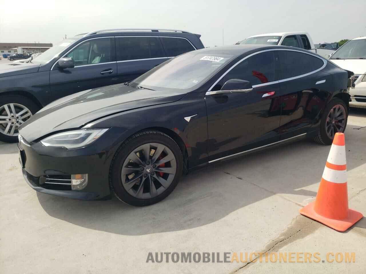 5YJSA1E29JF257411 TESLA MODEL S 2018