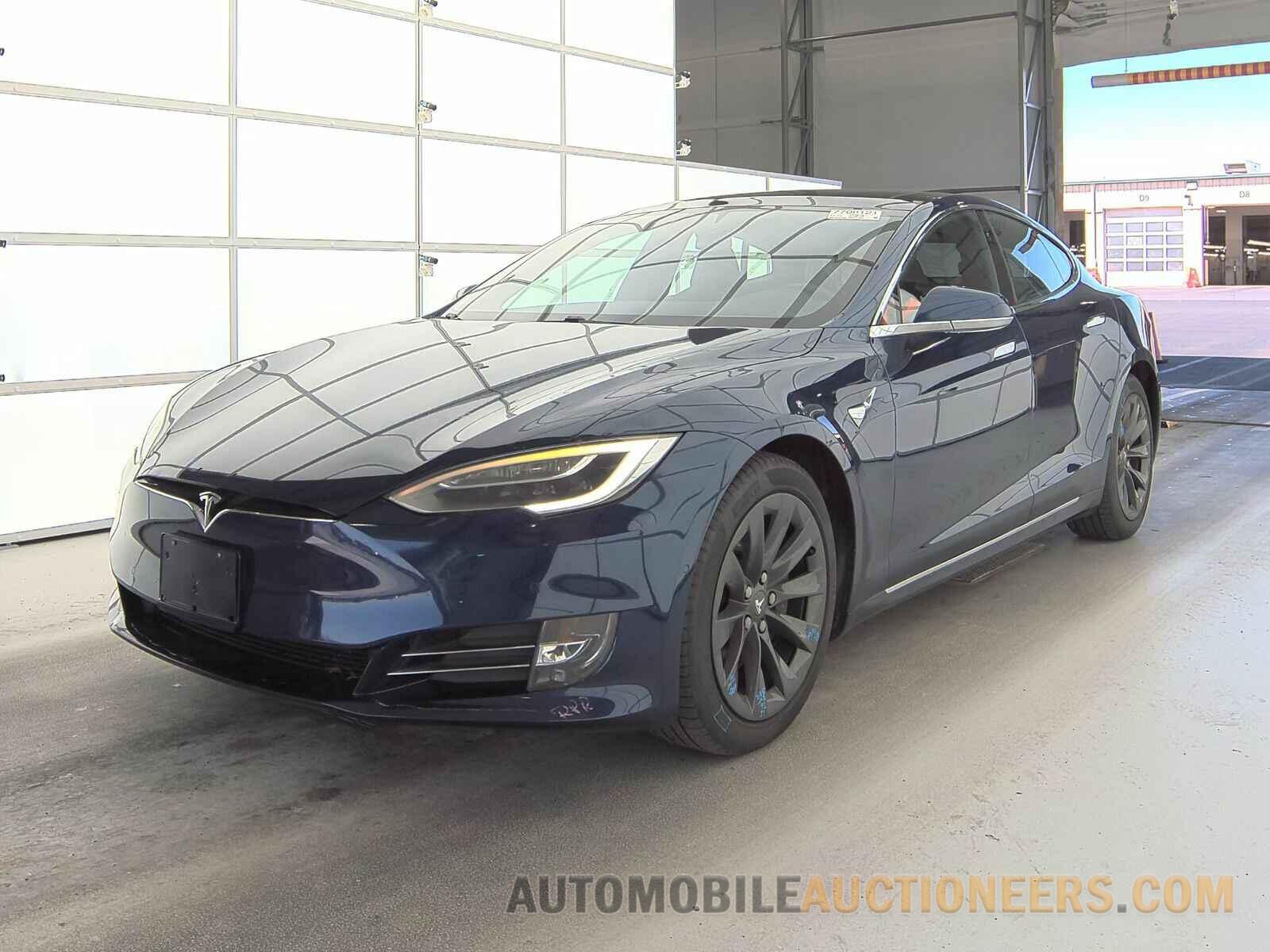 5YJSA1E29JF268411 Tesla Model S 2018