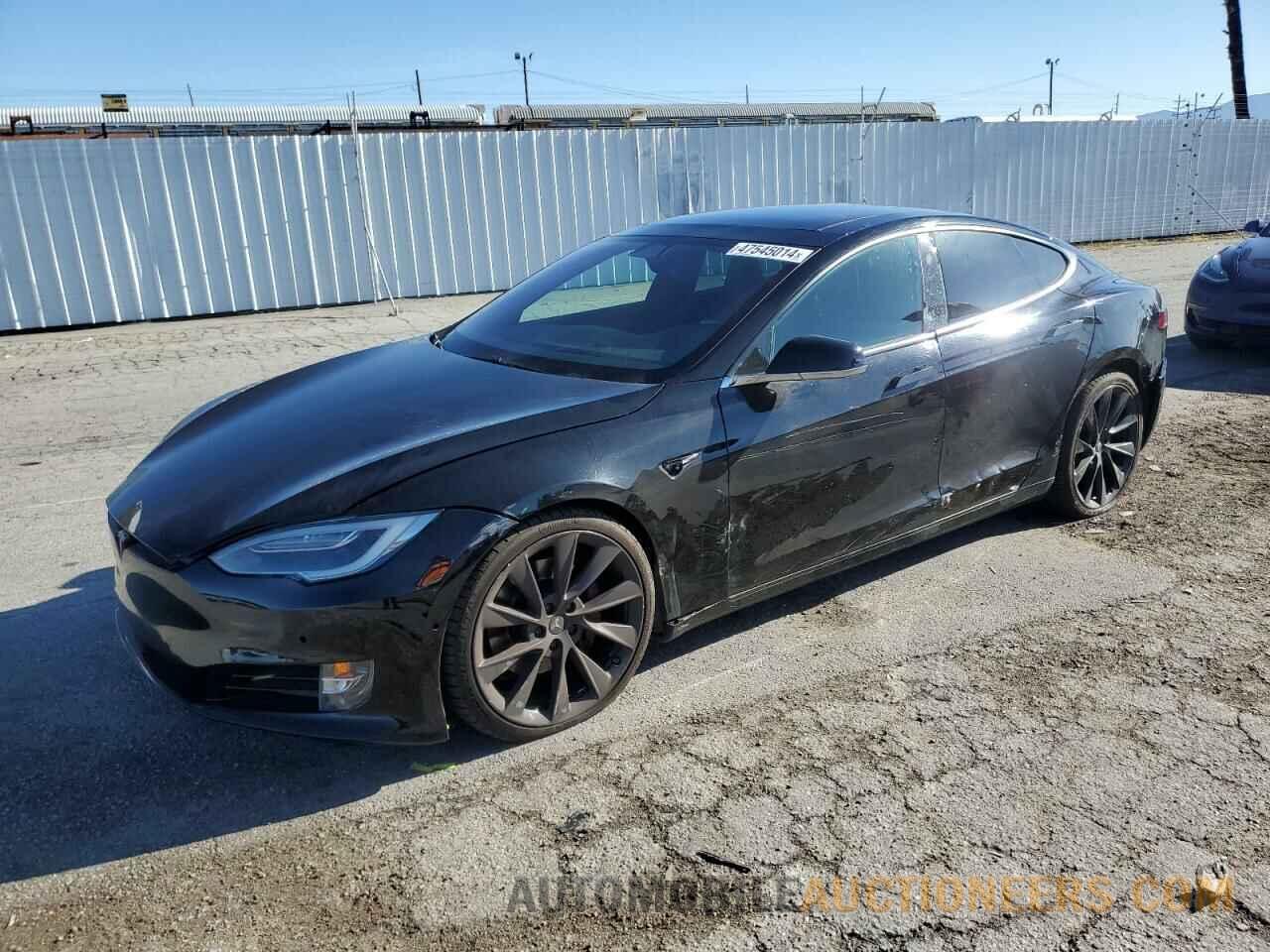 5YJSA1E29JF271597 TESLA MODEL S 2018