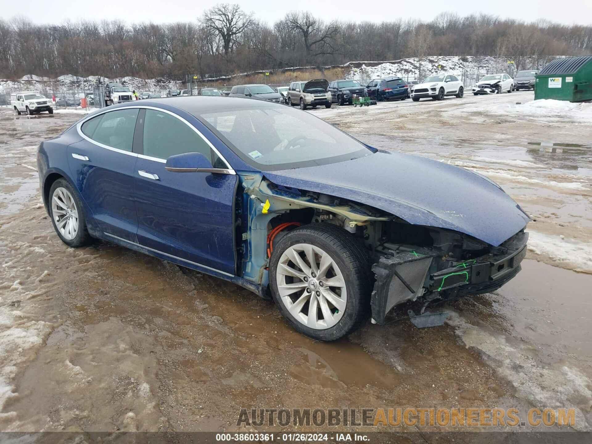 5YJSA1E29JF275925 TESLA MODEL S 2018