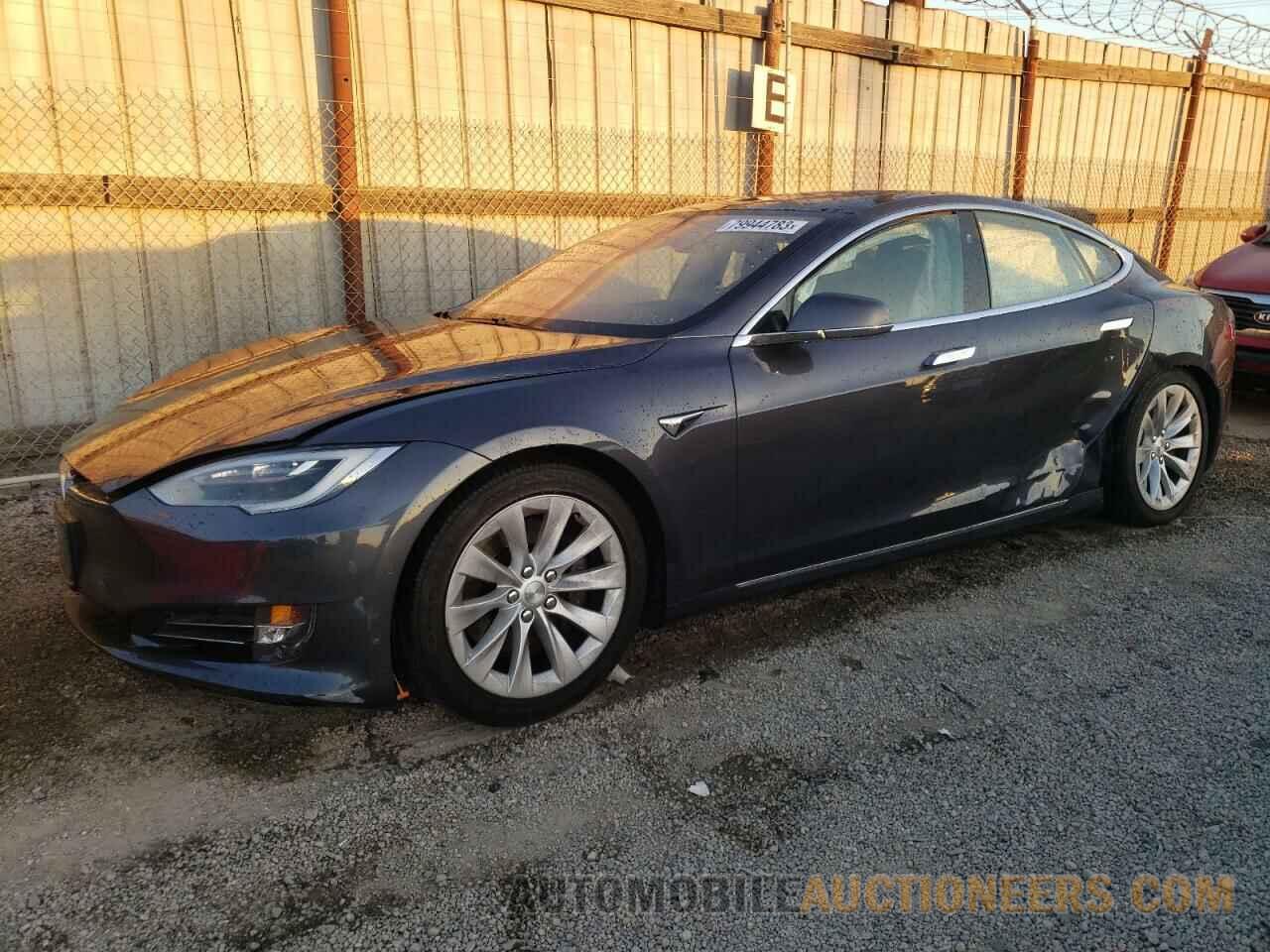 5YJSA1E29JF294586 TESLA MODEL S 2018