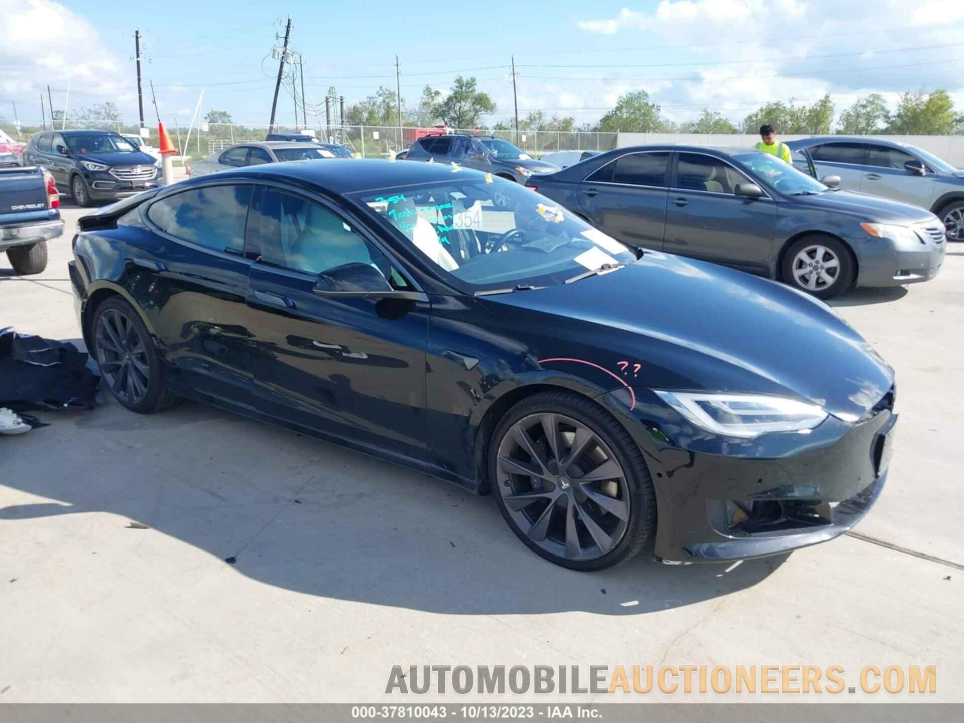 5YJSA1E29LF359231 TESLA MODEL S 2020