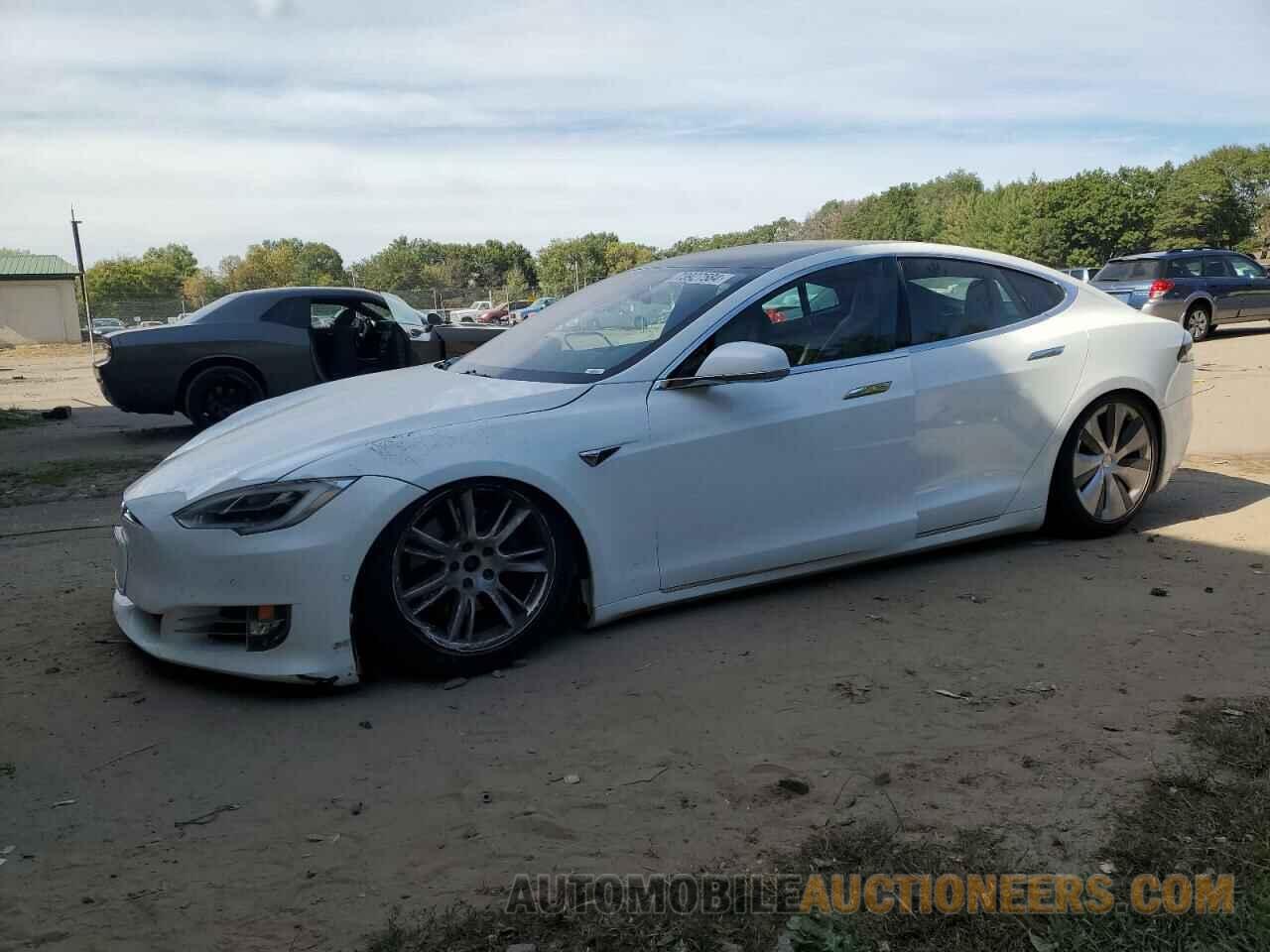 5YJSA1E29MF419106 TESLA MODEL S 2021