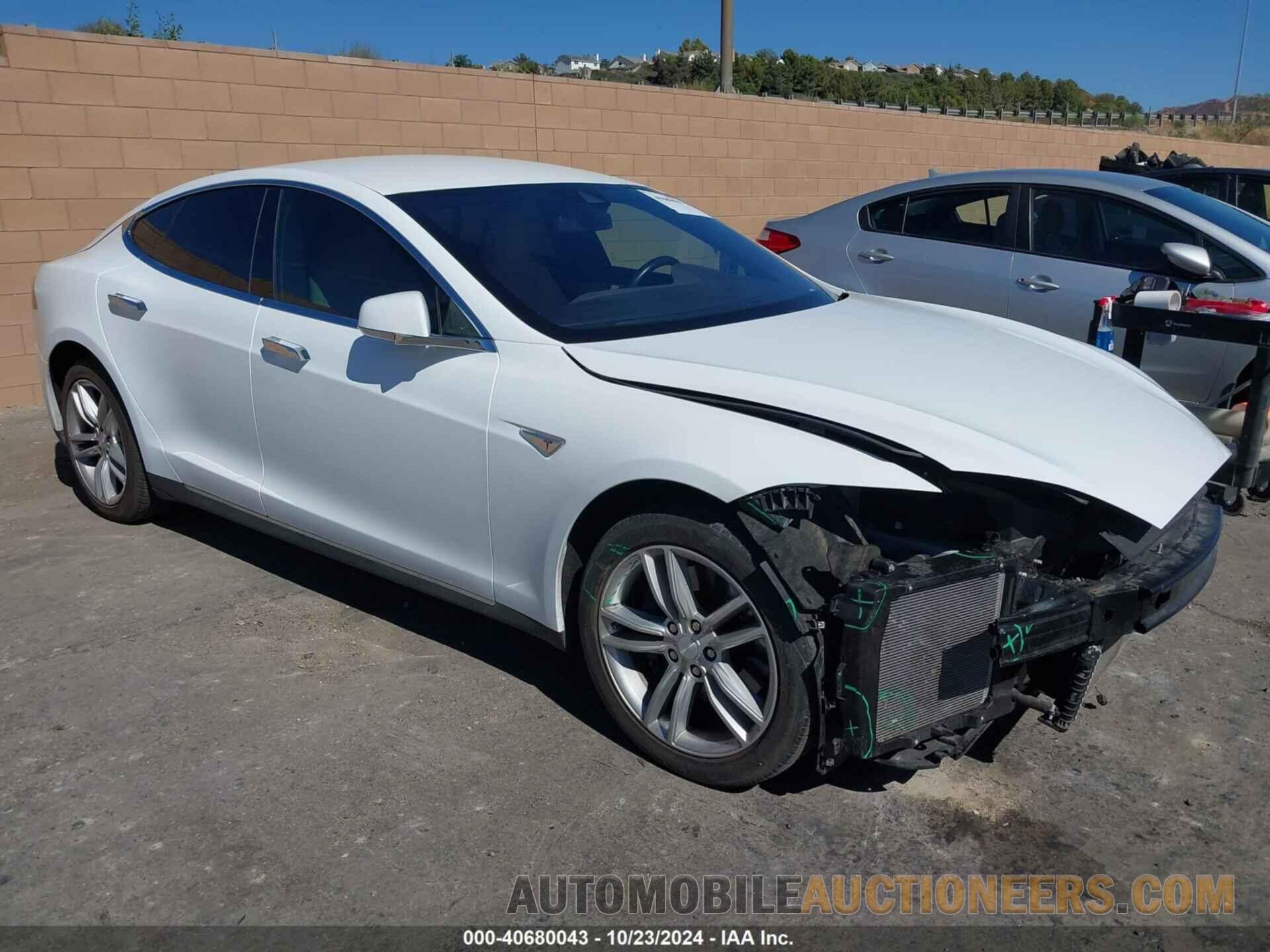 5YJSA1E2XFF107833 TESLA MODEL S 2015