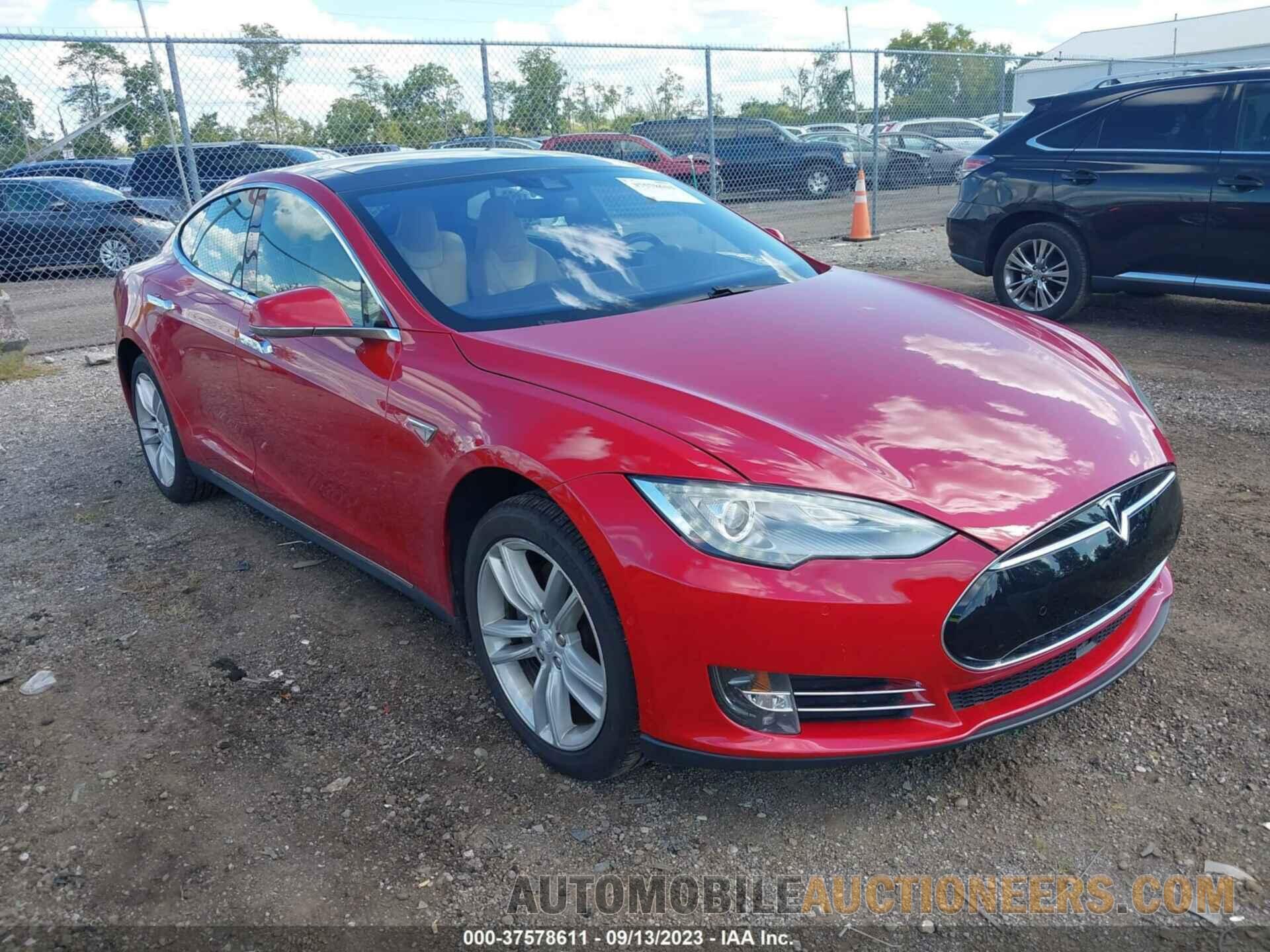 5YJSA1E2XFF118895 TESLA MODEL S 2015