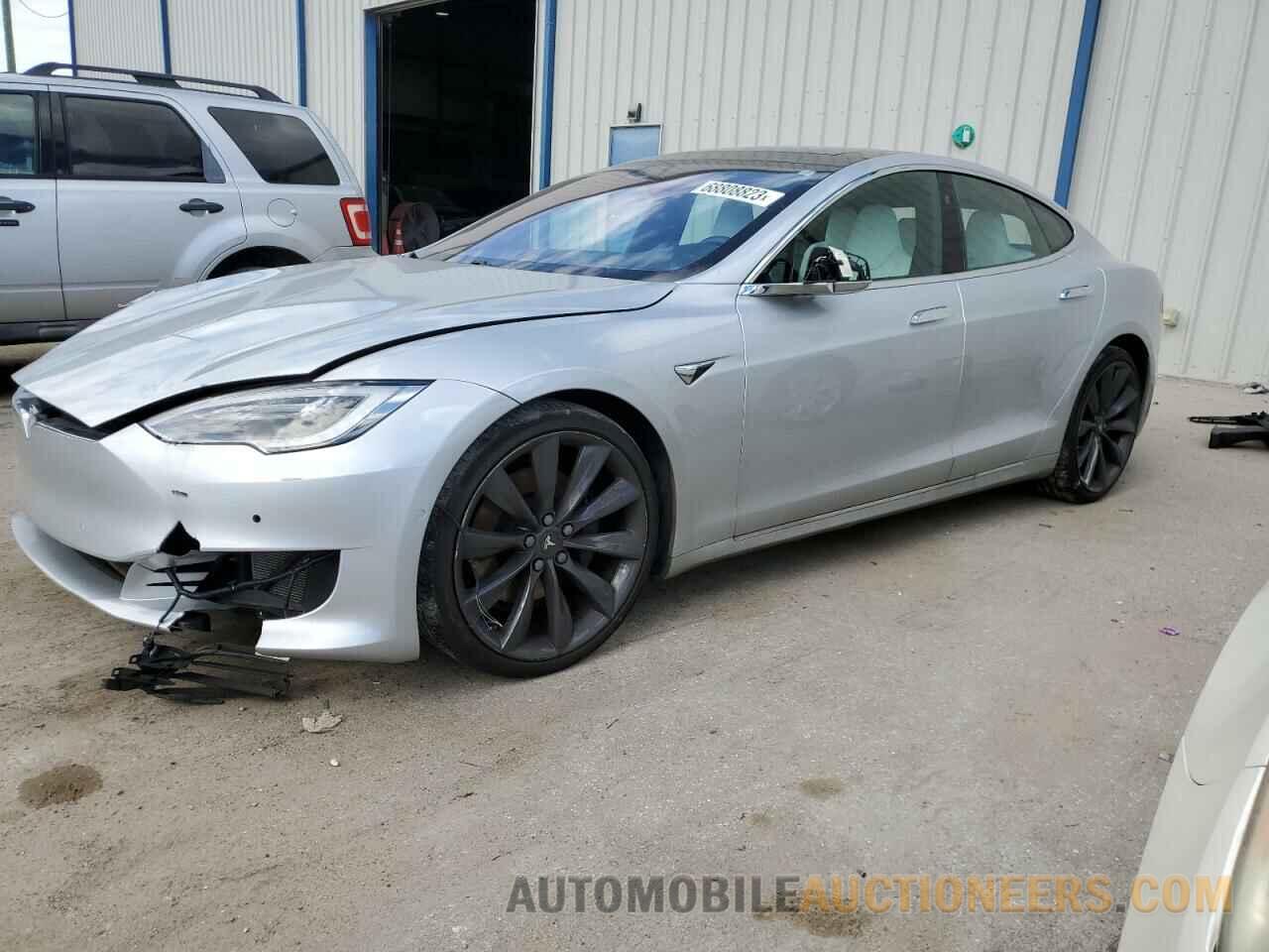 5YJSA1E2XHF184561 TESLA MODEL S 2017