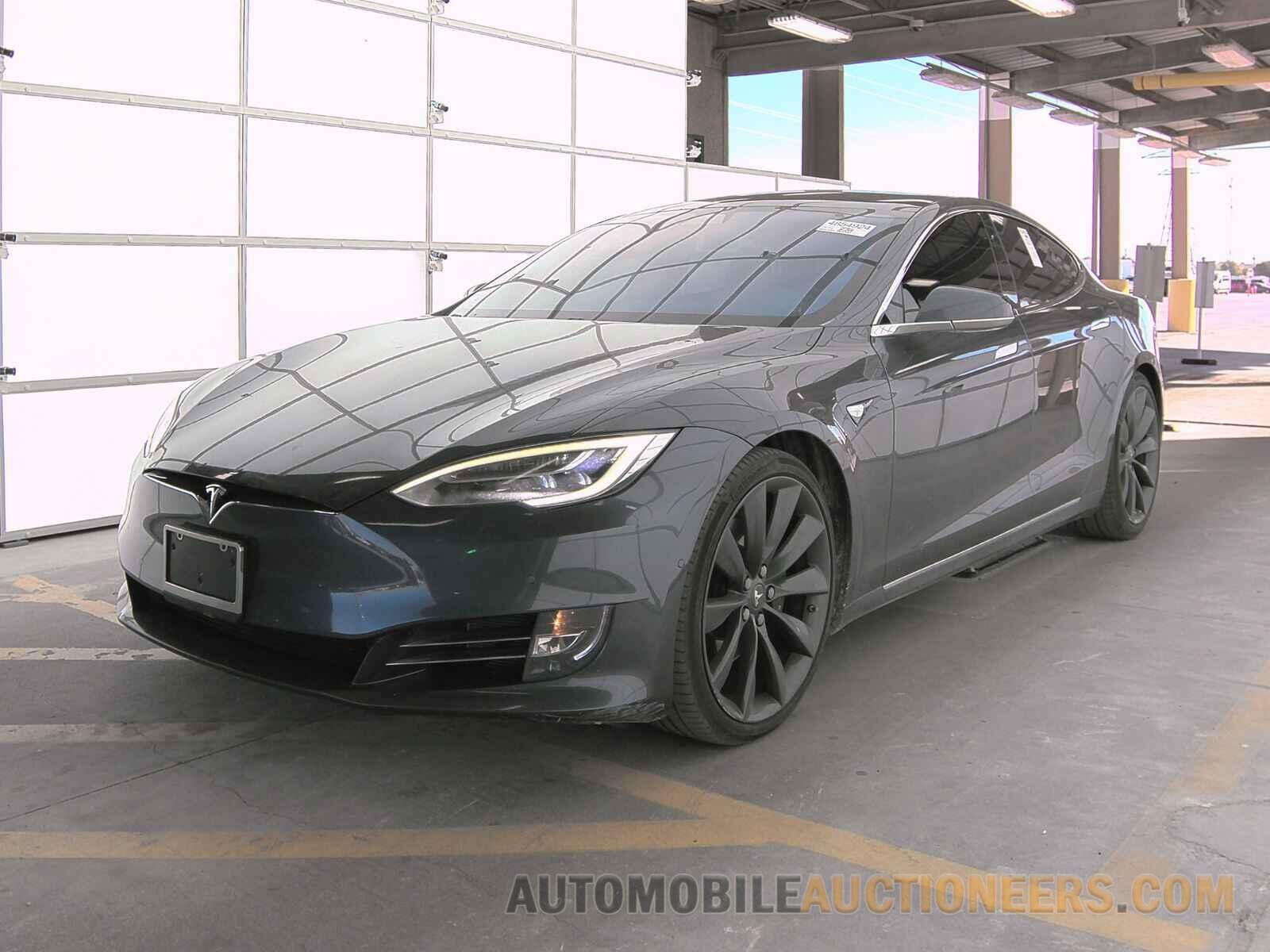 5YJSA1E2XHF209605 Tesla Model S 2017