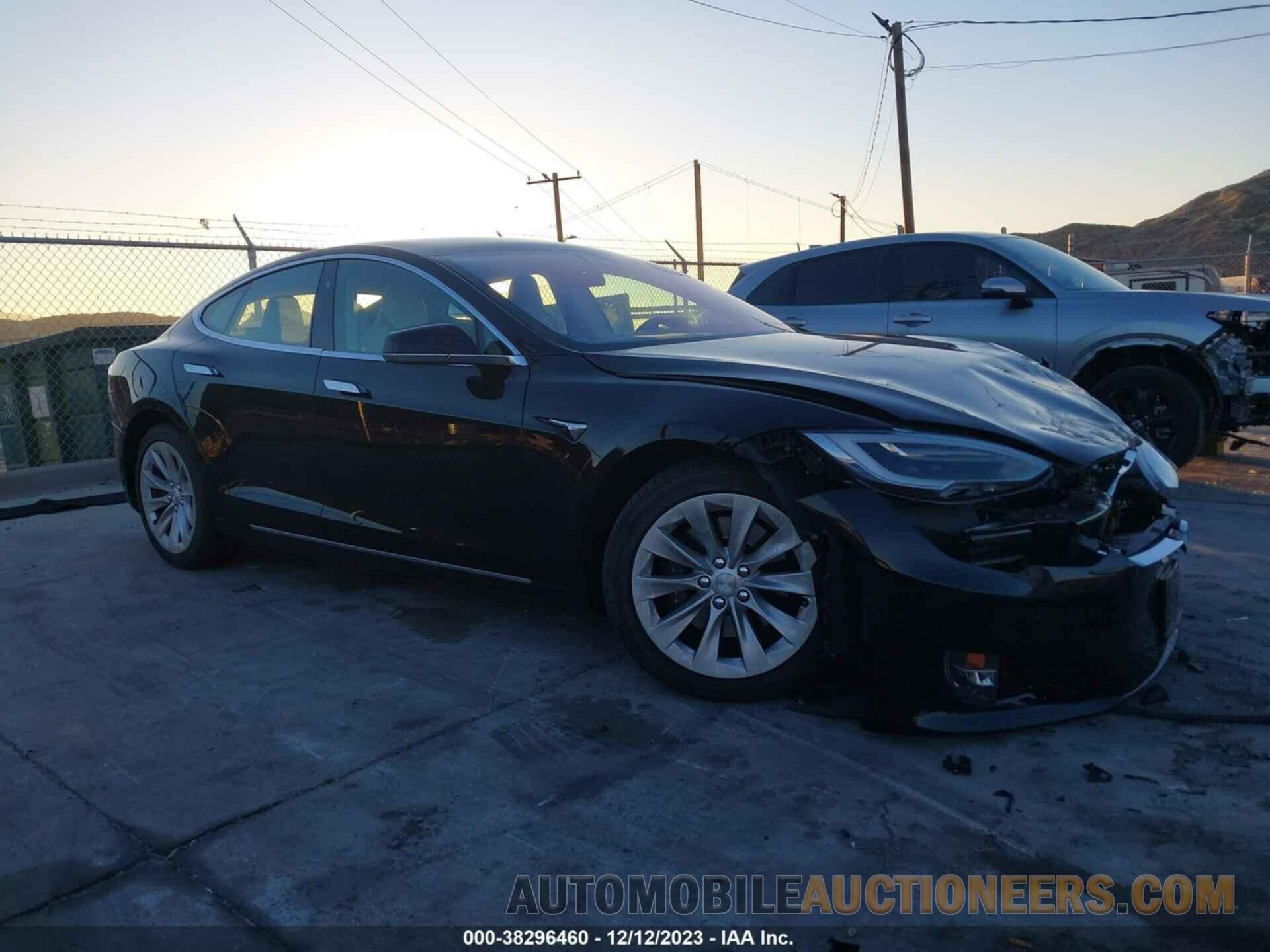 5YJSA1E2XHF217154 TESLA MODEL S 2017