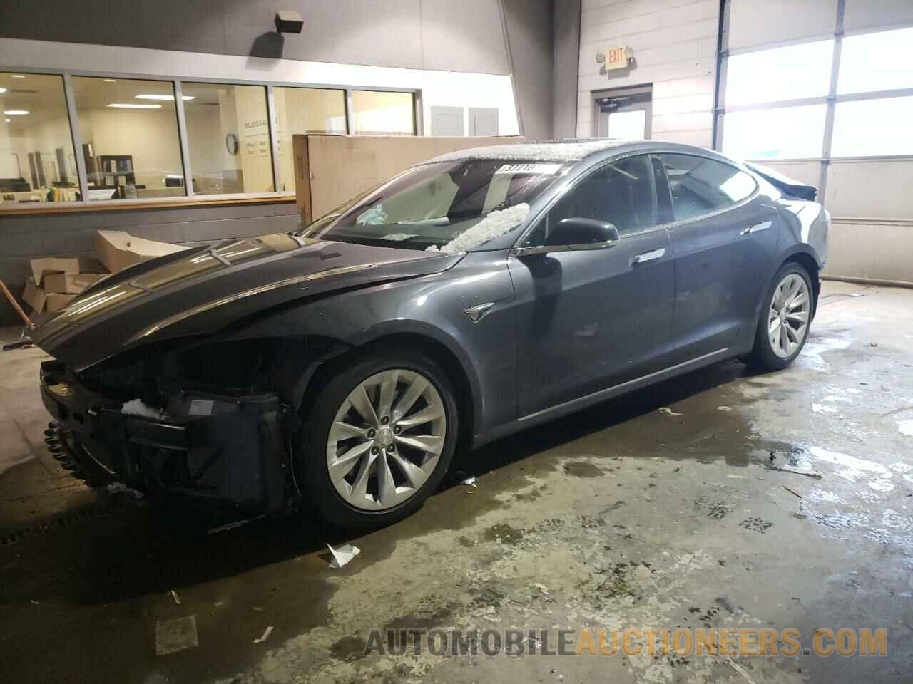 5YJSA1E2XHF229563 TESLA MODEL S 2017