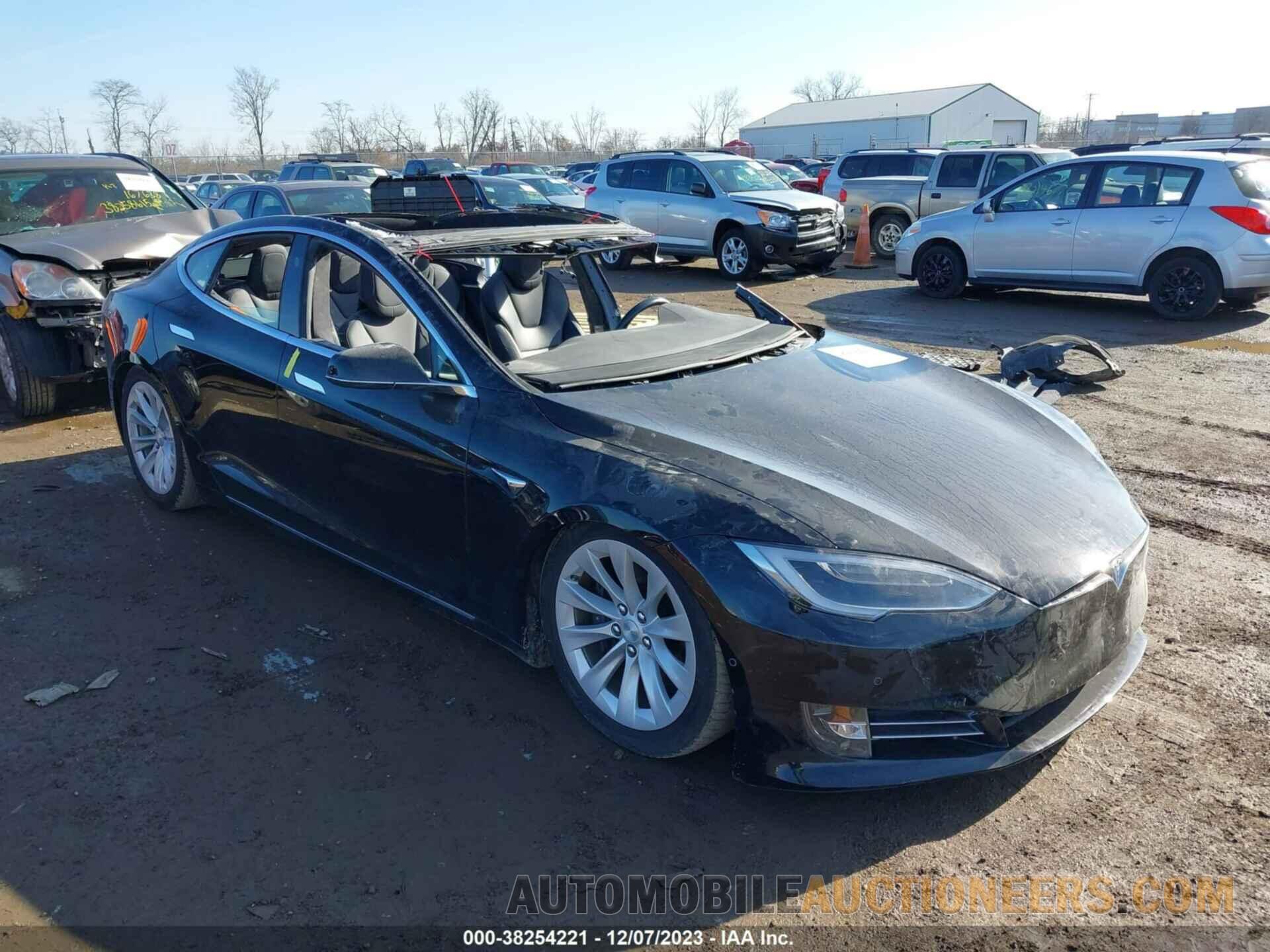 5YJSA1E2XHF233001 TESLA MODEL S 2017