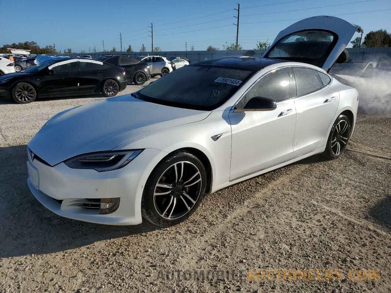 5YJSA1E2XLF401275 TESLA MODEL S 2020