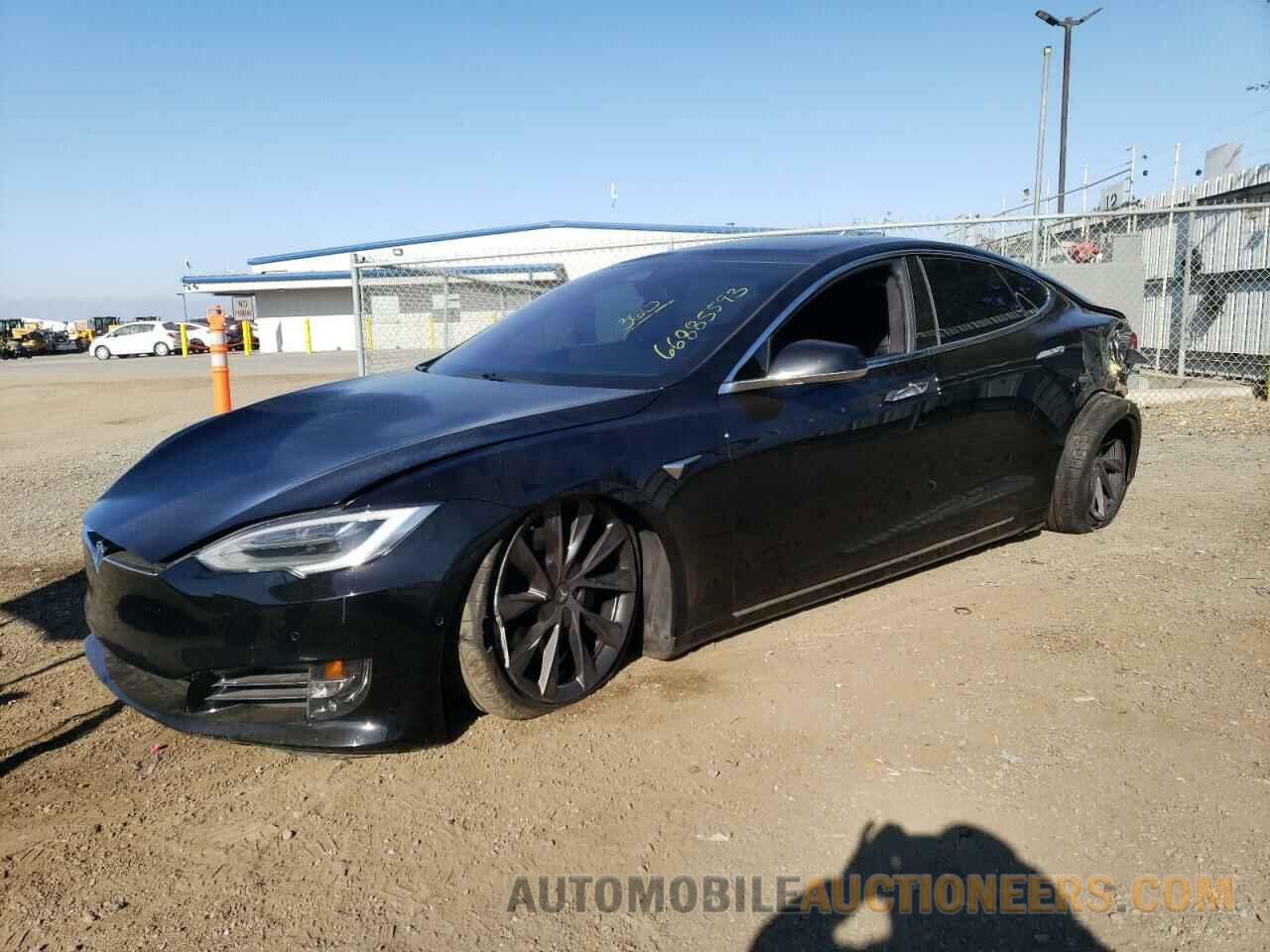 5YJSA1E2XLF415872 TESLA MODEL S 2020