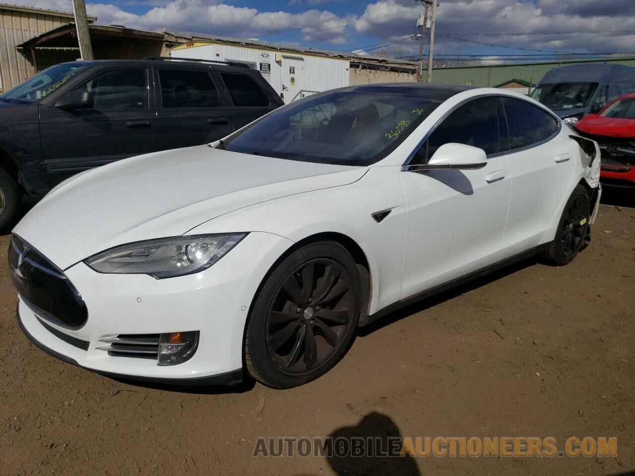 5YJSA1E40FF101783 TESLA MODEL S 2015