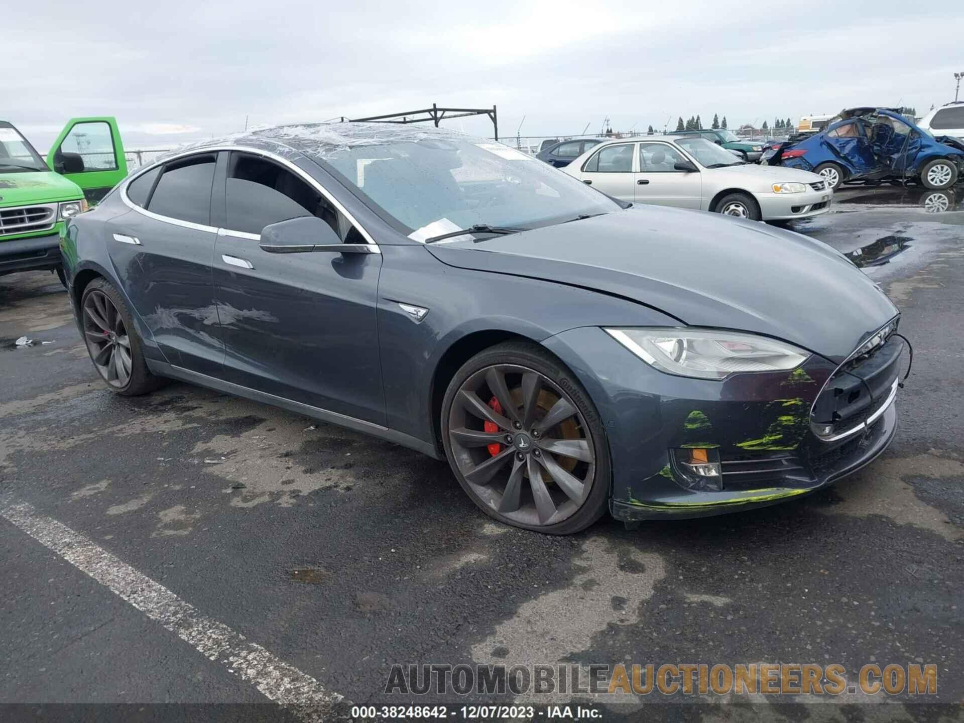 5YJSA1E40FF114811 TESLA MODEL S 2015