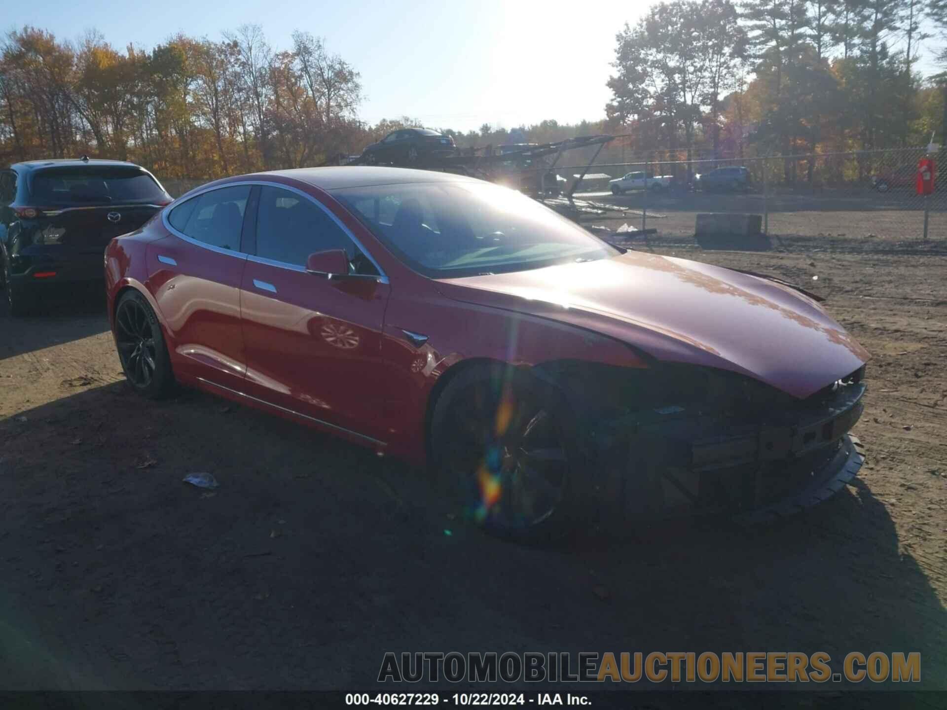 5YJSA1E40LF411928 TESLA MODEL S 2020