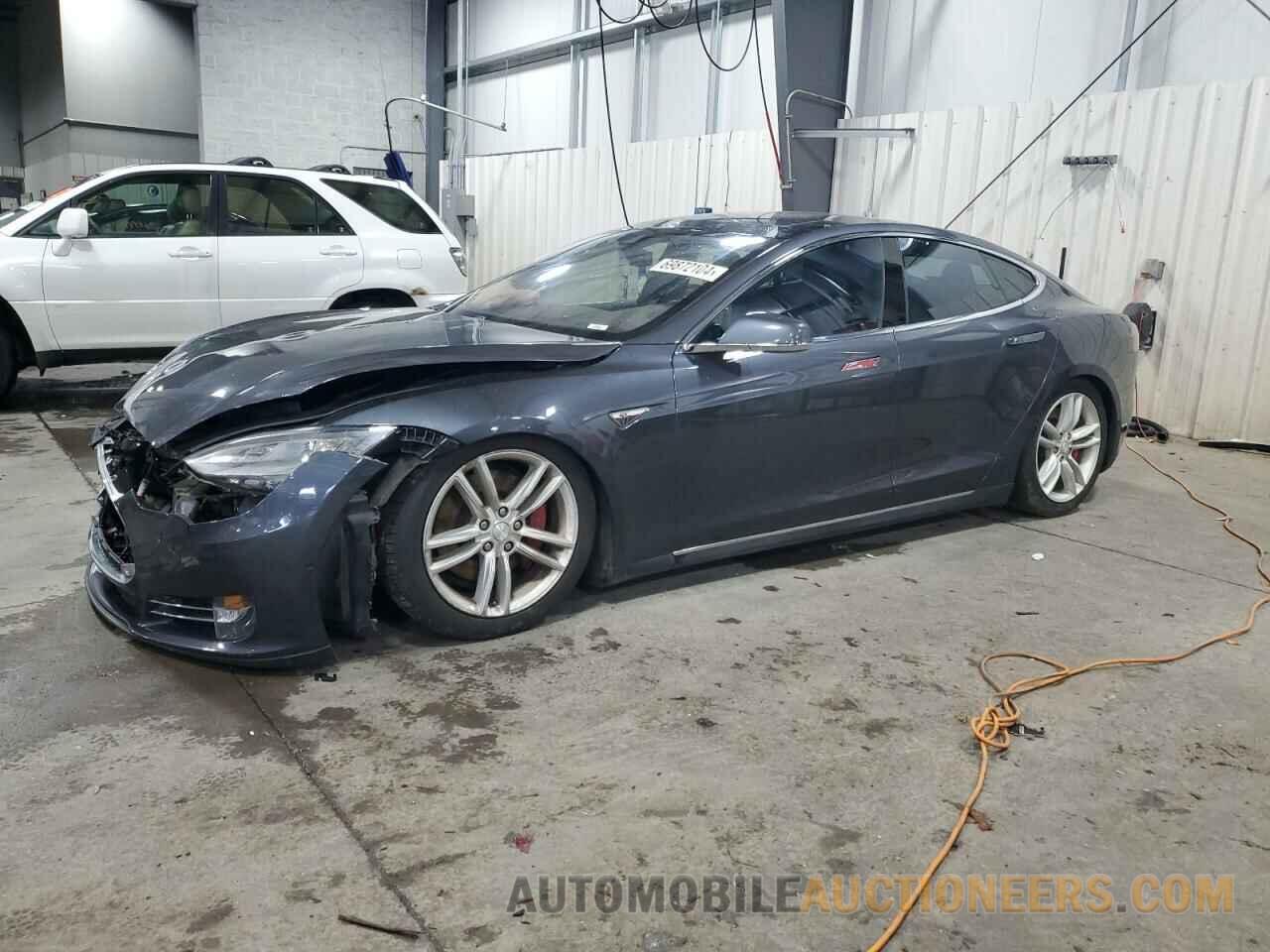 5YJSA1E41FF106863 TESLA MODEL S 2015