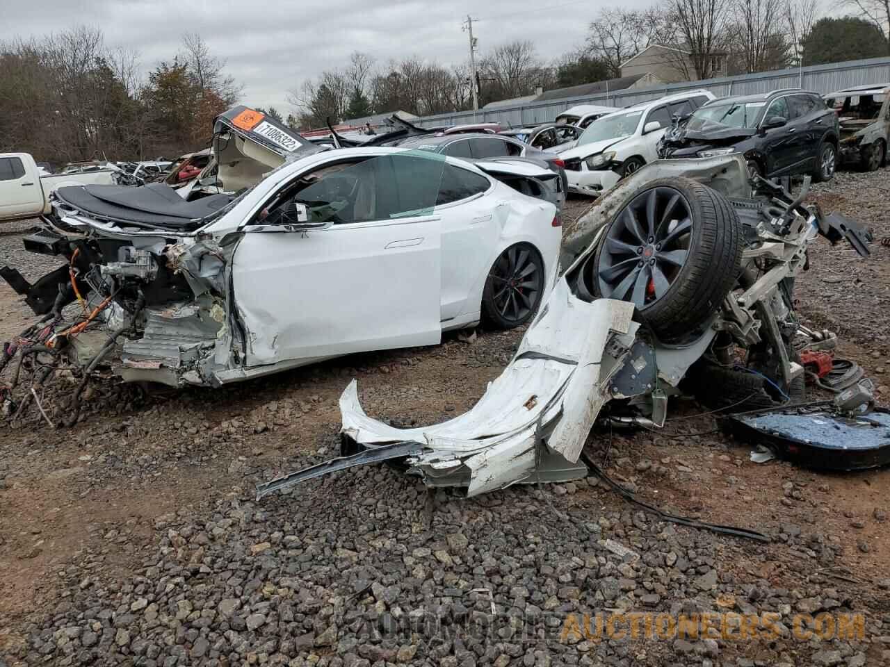 5YJSA1E42GF141722 TESLA MODEL S 2016