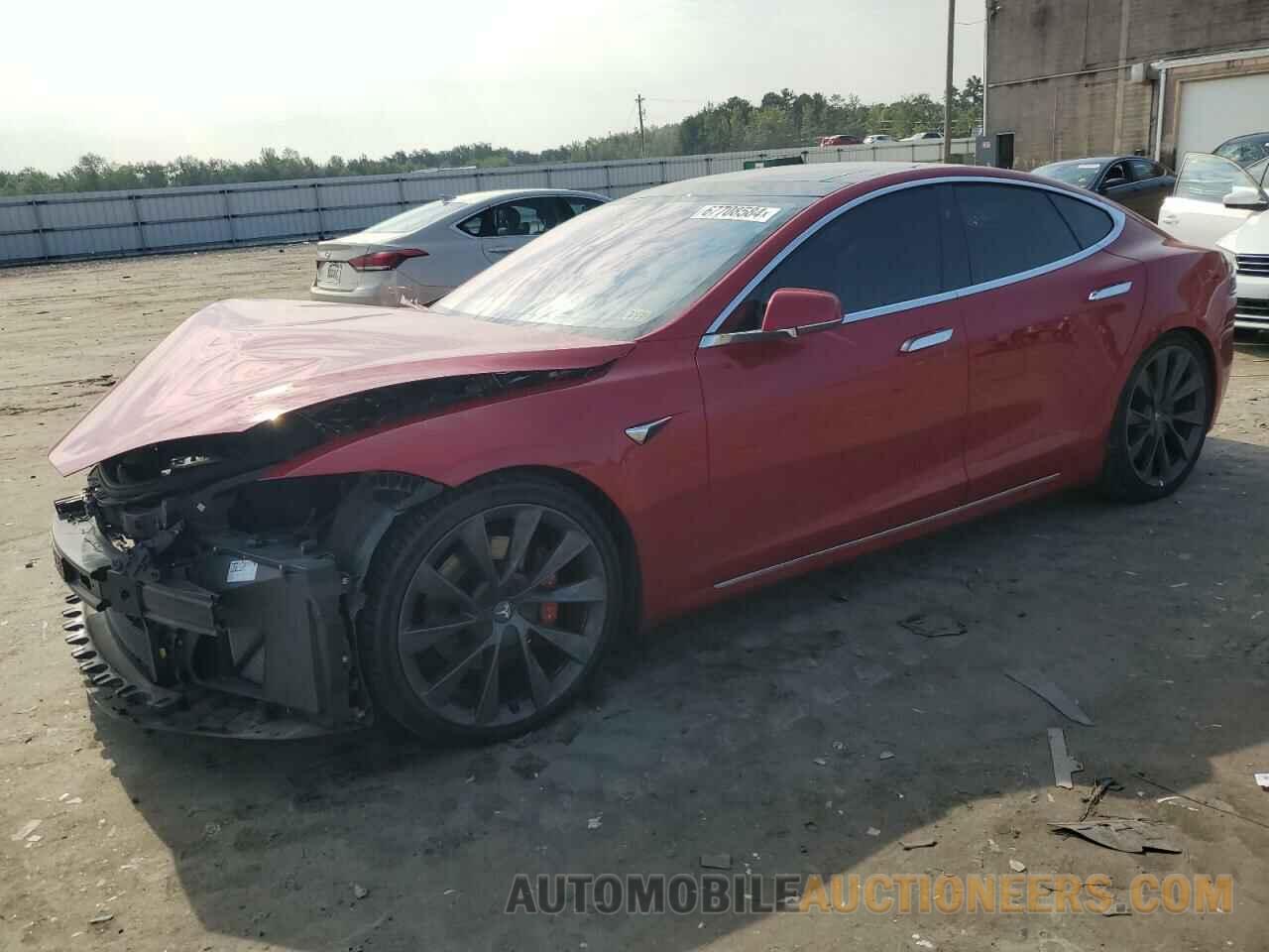 5YJSA1E42JF242587 TESLA MODEL S 2018