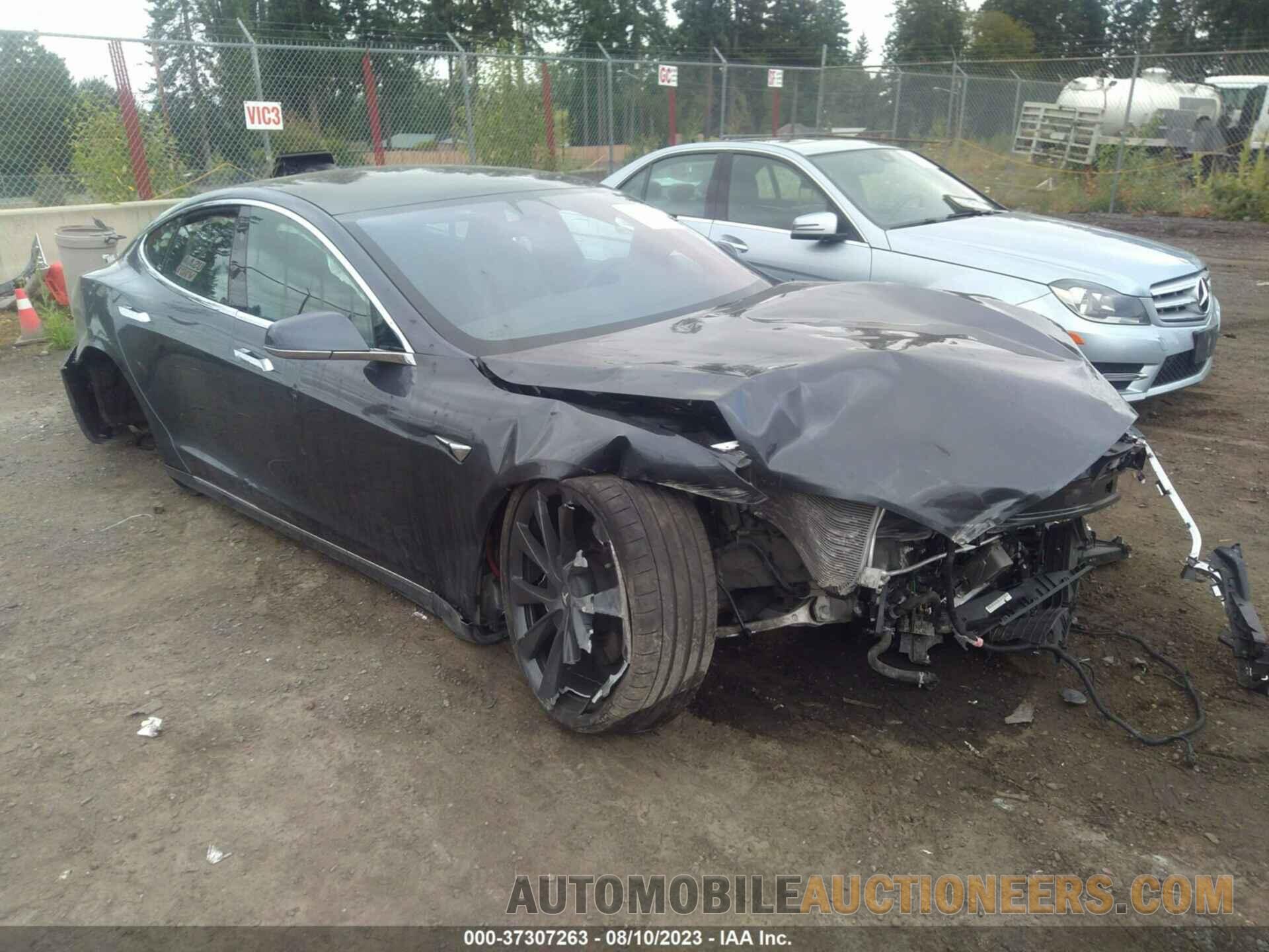 5YJSA1E42KF300358 TESLA MODEL S 2019