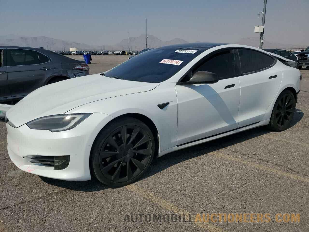 5YJSA1E42LF379600 TESLA MODEL S 2020