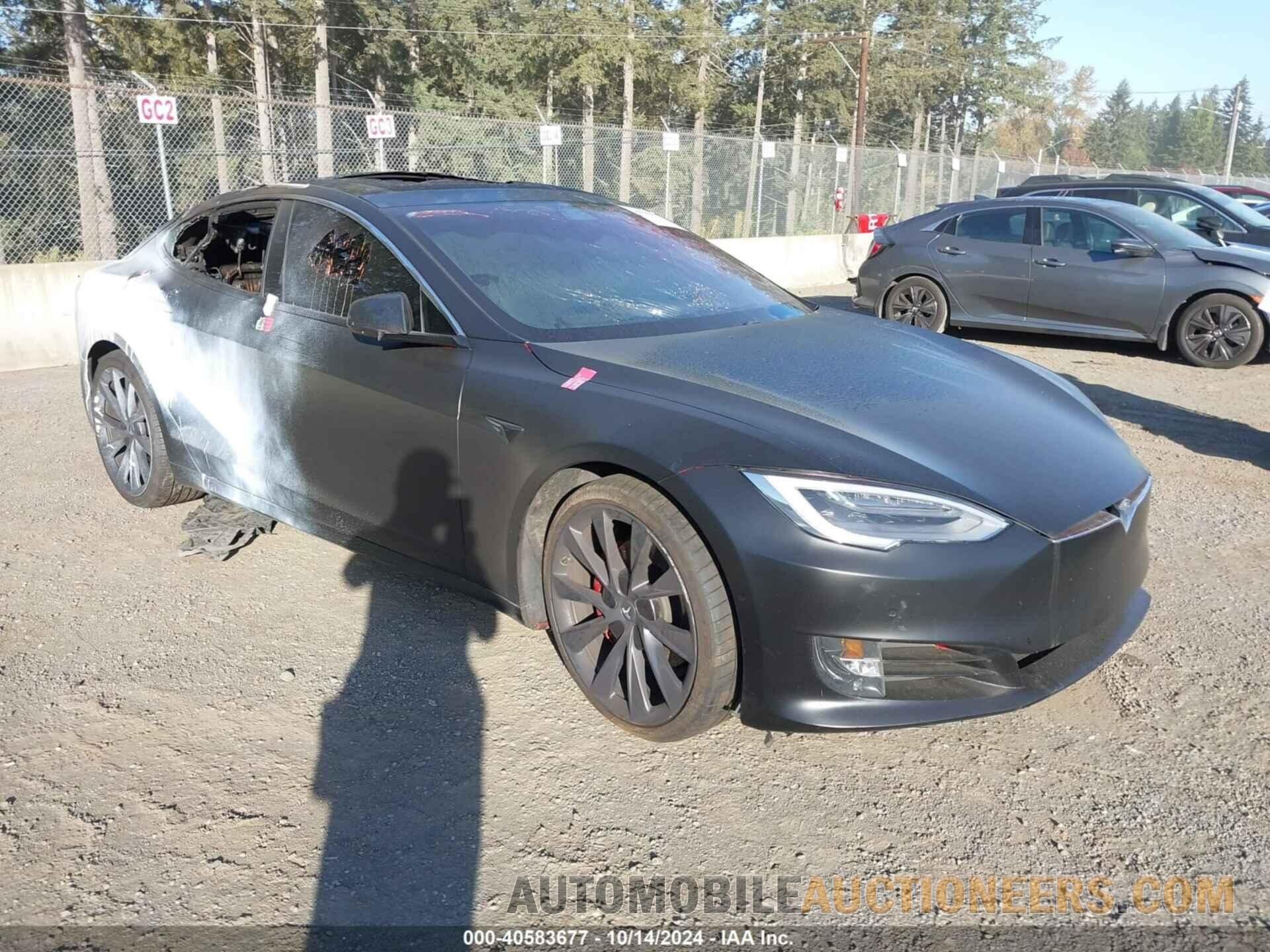 5YJSA1E43JF258684 TESLA MODEL S 2018