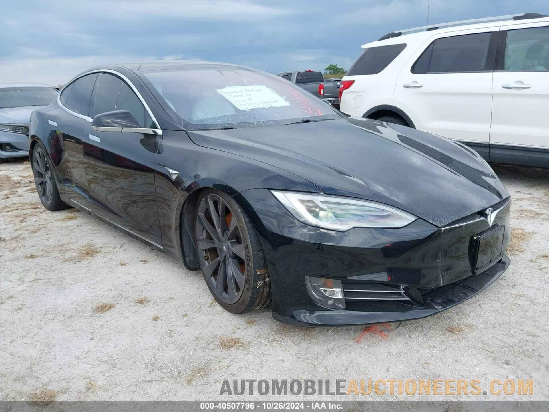 5YJSA1E43LF358982 TESLA MODEL S 2020