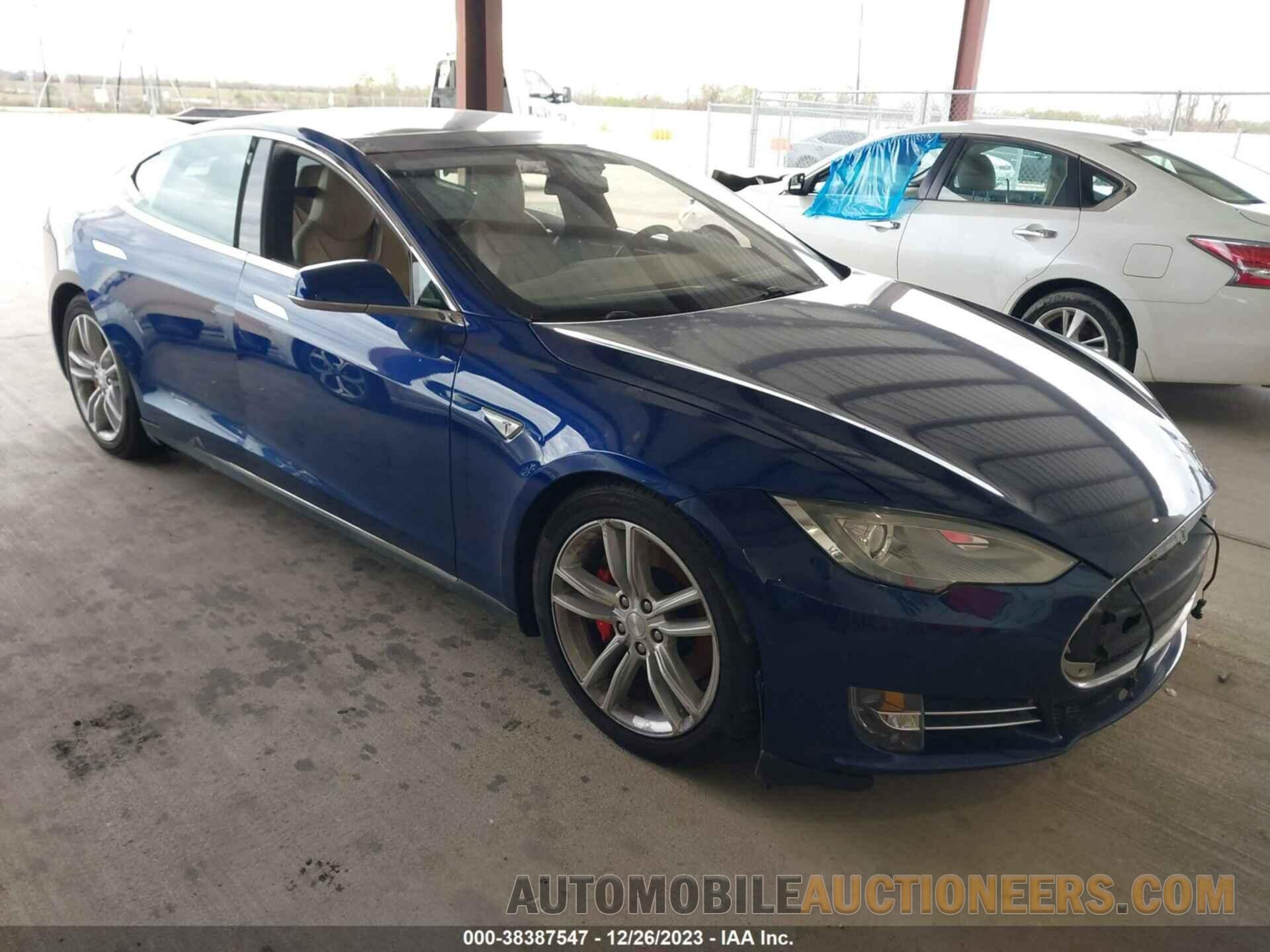 5YJSA1E44FF104184 TESLA MODEL S 2015