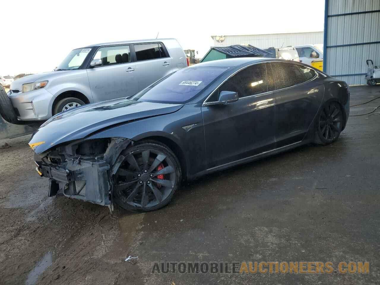 5YJSA1E44FF108610 TESLA MODEL S 2015