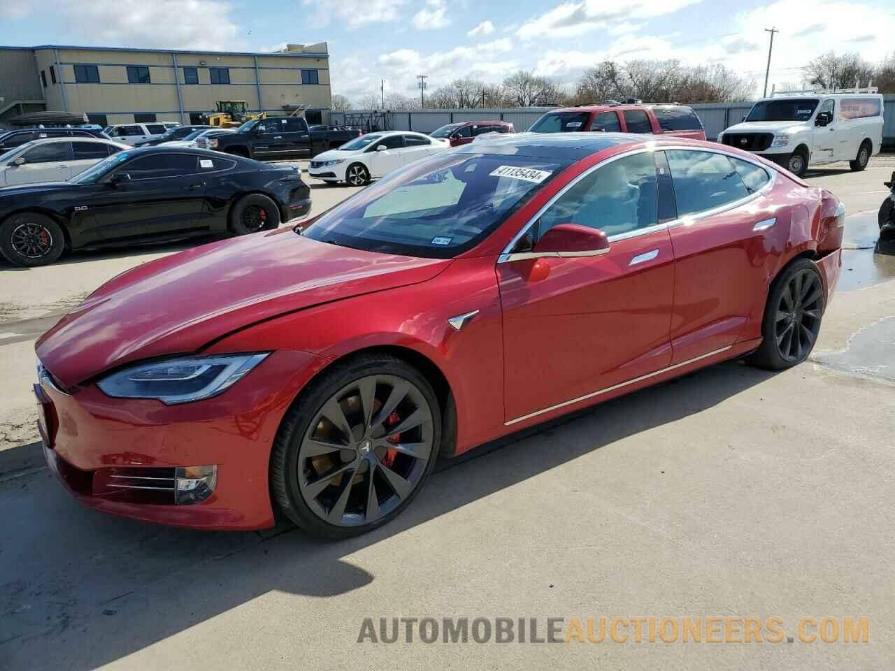 5YJSA1E44JF261187 TESLA MODEL S 2018