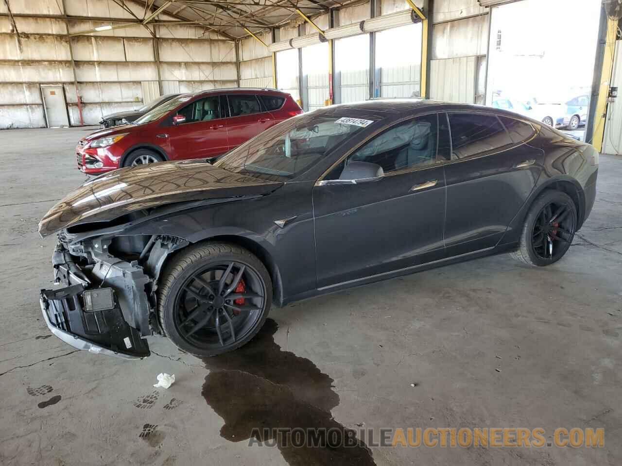 5YJSA1E44JF261349 TESLA MODEL S 2018