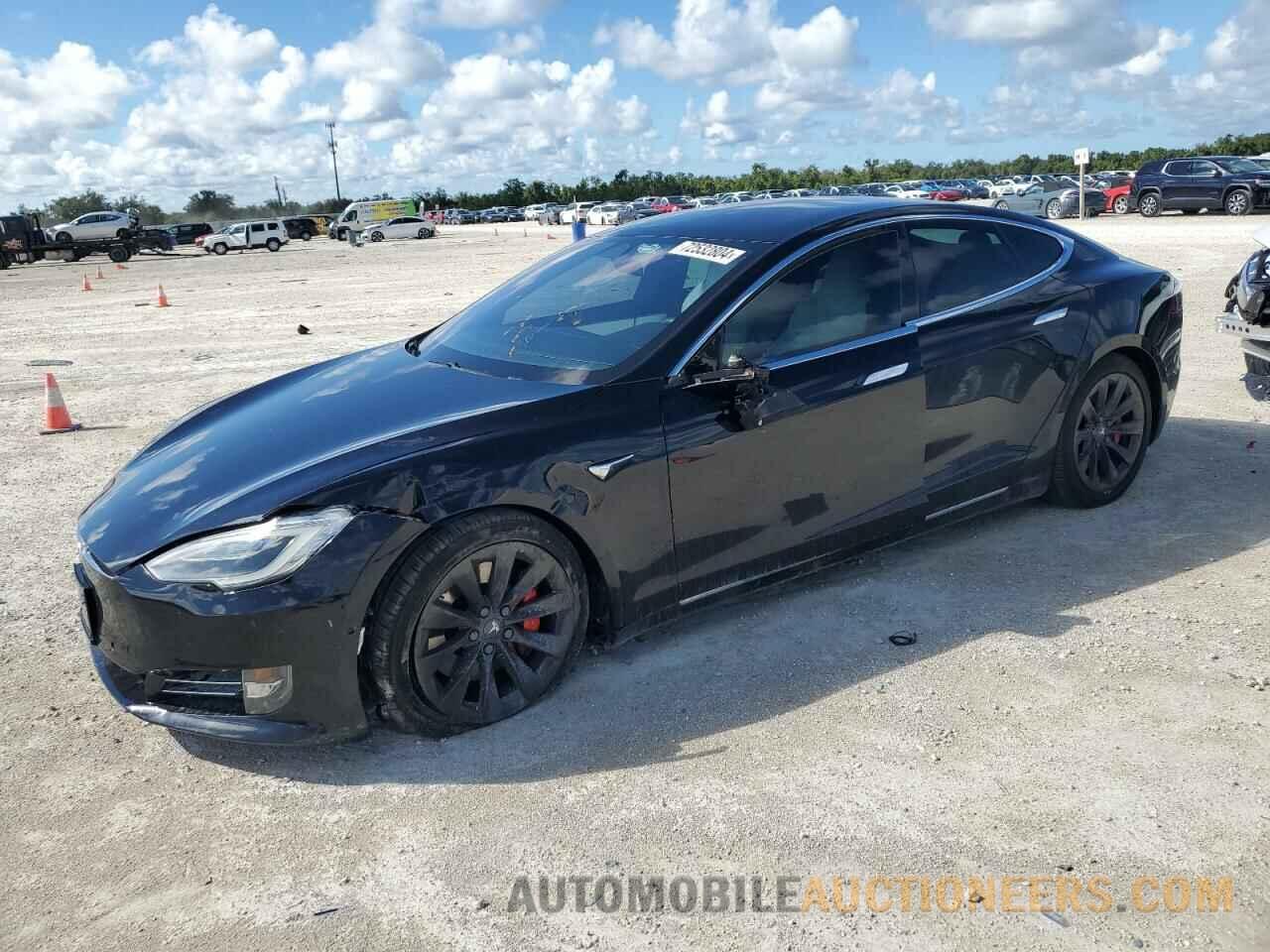 5YJSA1E44JF267667 TESLA MODEL S 2018