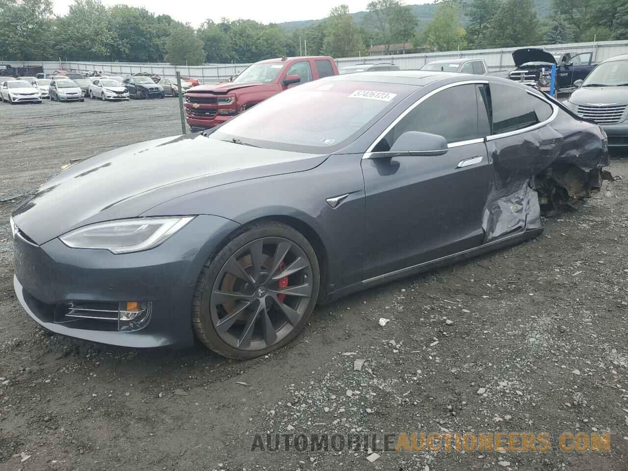 5YJSA1E44JF292049 TESLA MODEL S 2018