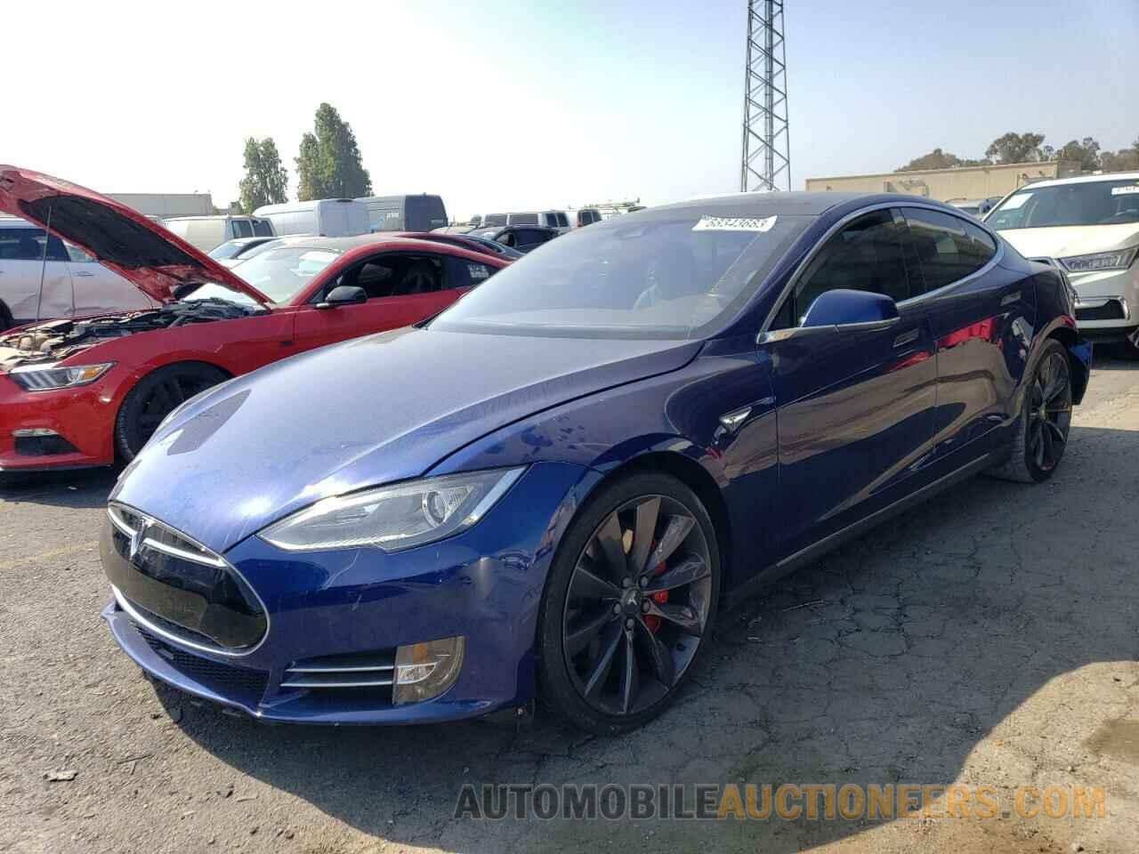 5YJSA1E45FF119616 TESLA MODEL S 2015