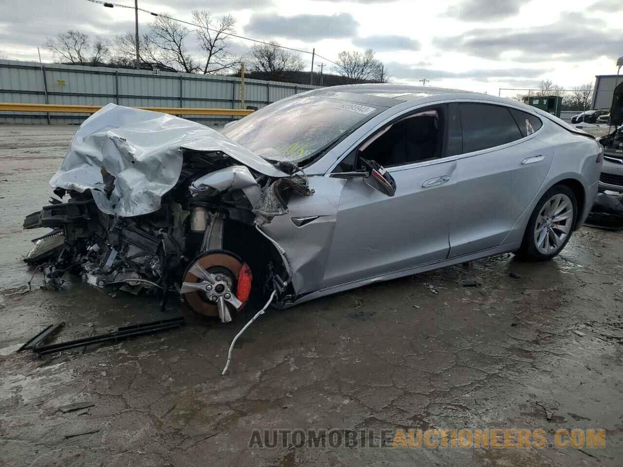 5YJSA1E45JF274403 TESLA MODEL S 2018