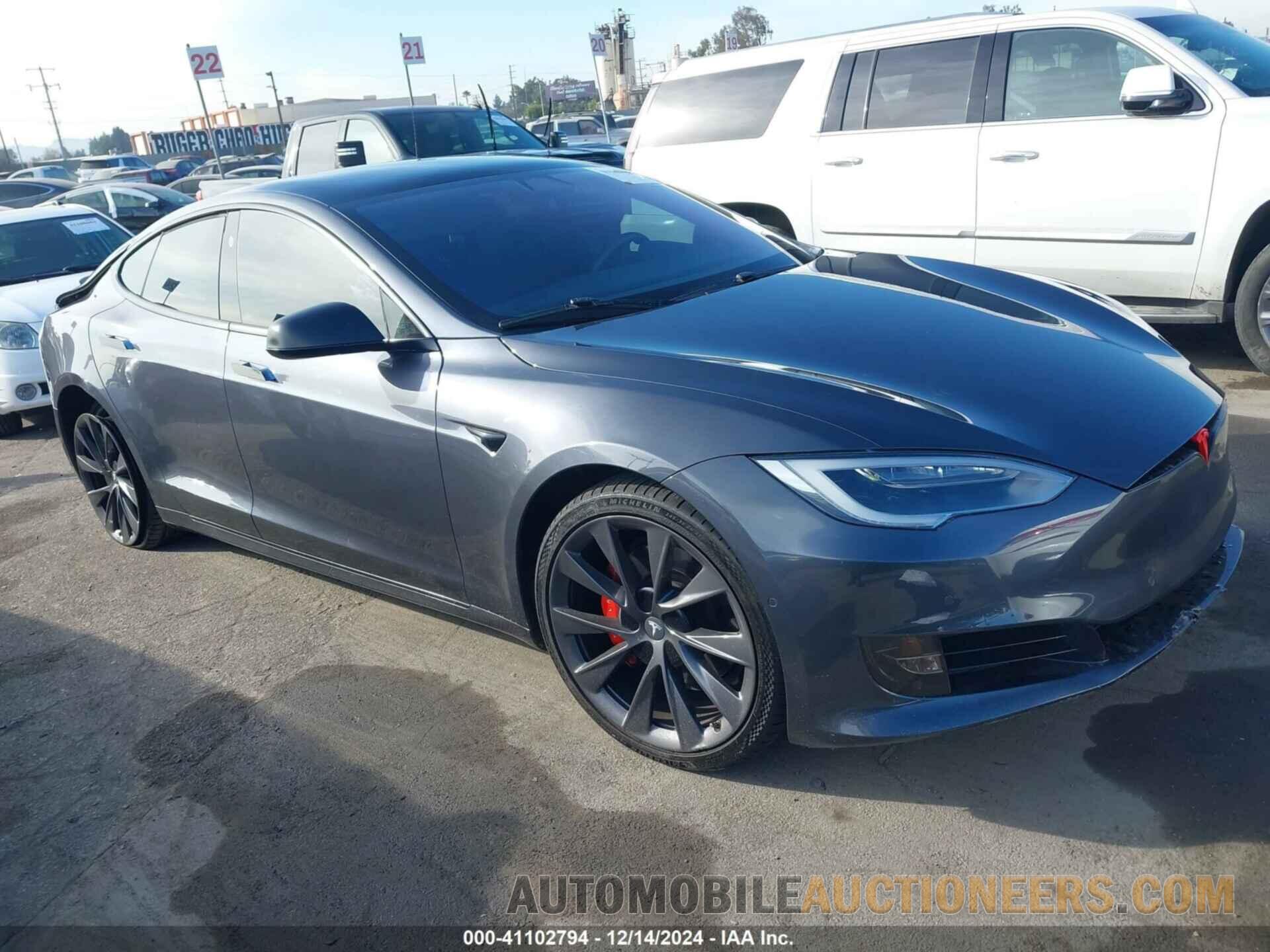 5YJSA1E45JF287748 TESLA MODEL S 2018