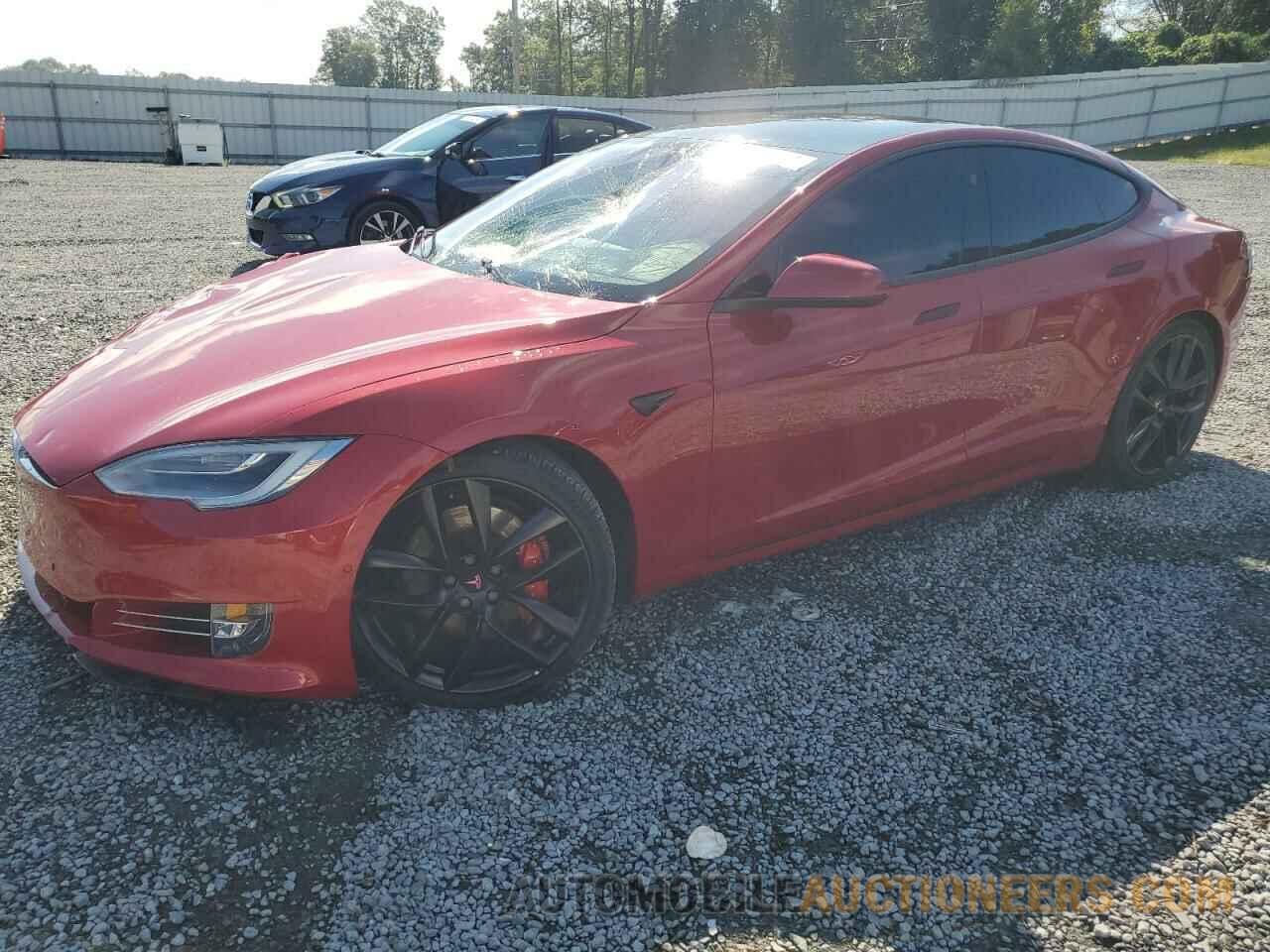 5YJSA1E45LF370471 TESLA MODEL S 2020