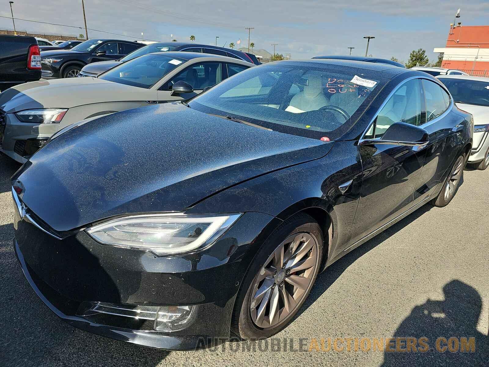 5YJSA1E46JF287743 Tesla Model S 2018