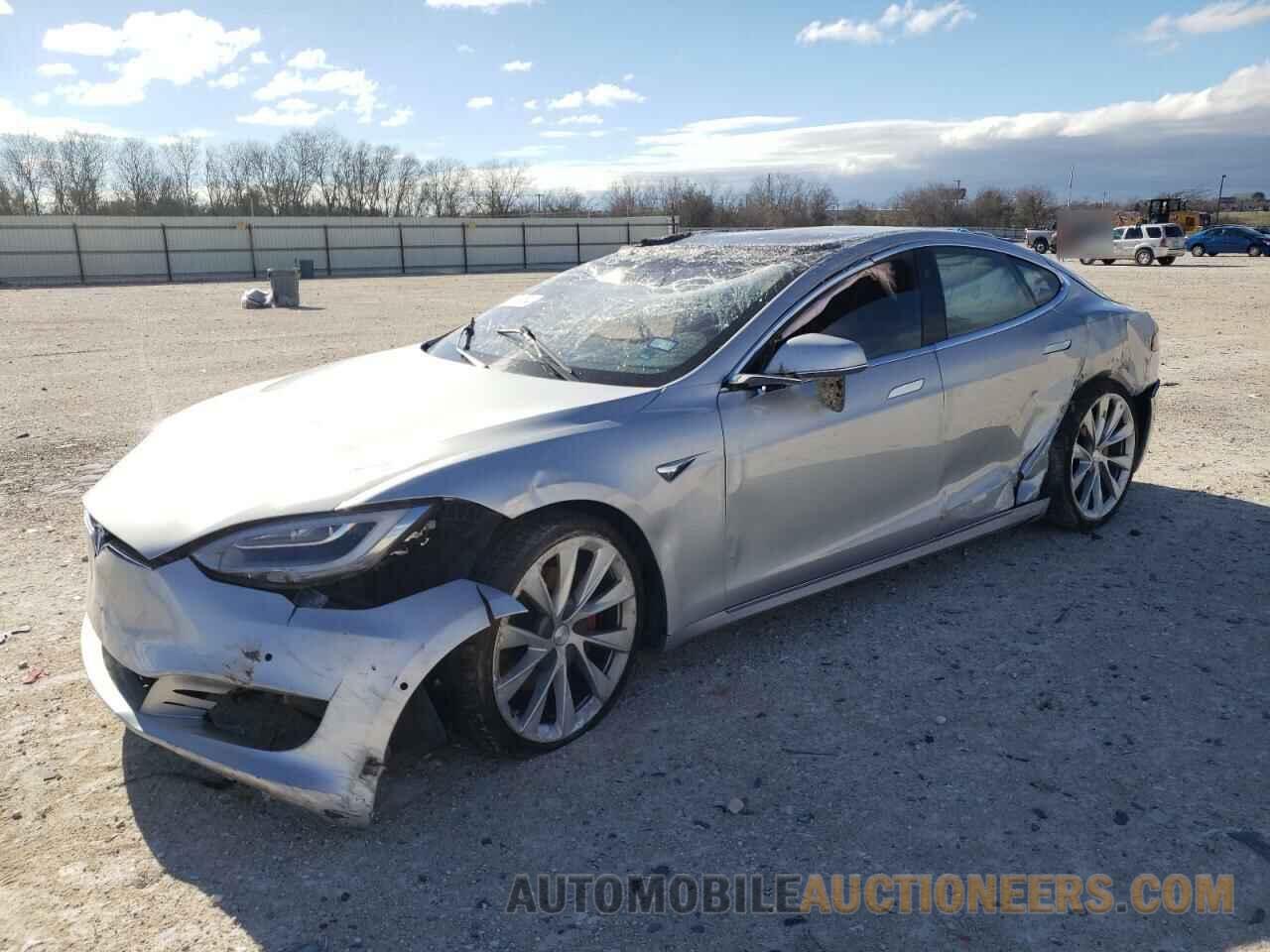 5YJSA1E46JF297740 TESLA MODEL S 2018