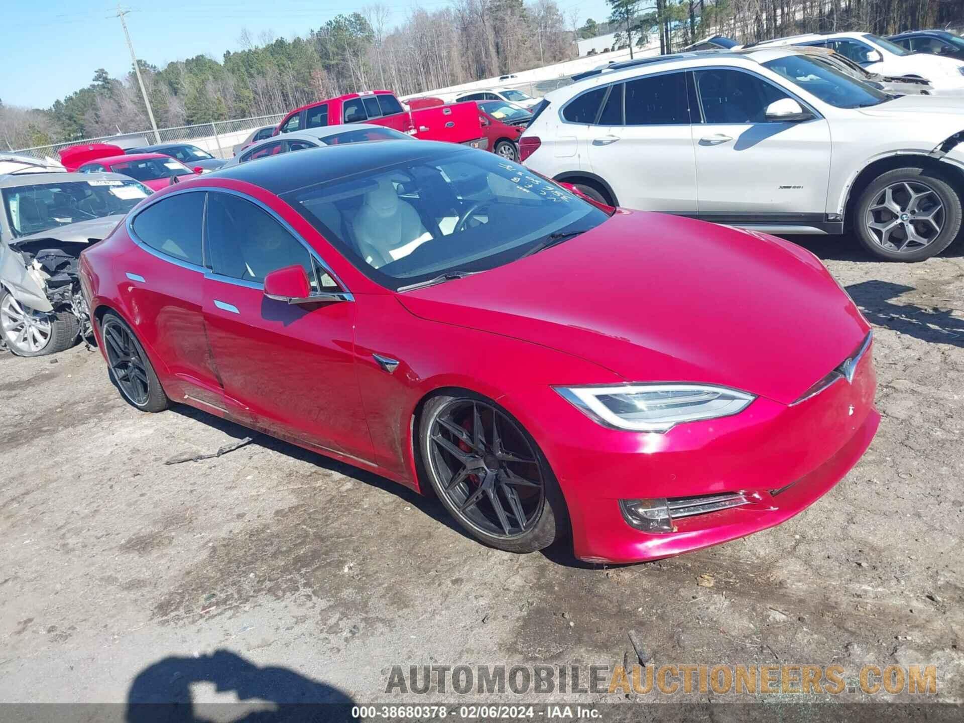 5YJSA1E46LF359902 TESLA MODEL S 2020