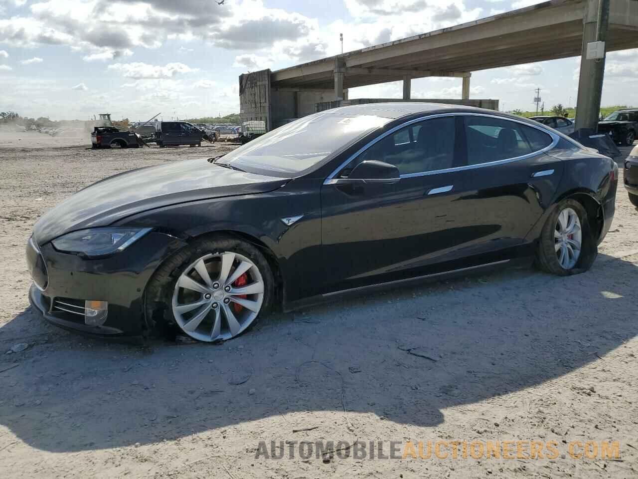 5YJSA1E47FF104227 TESLA MODEL S 2015