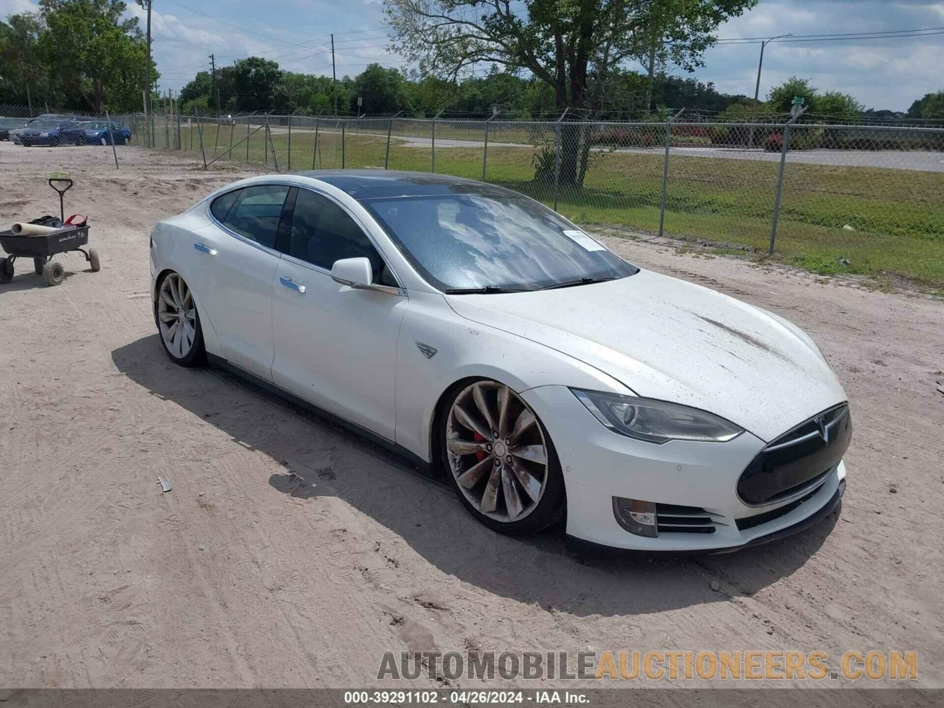 5YJSA1E49FF102091 TESLA MODEL S 2015