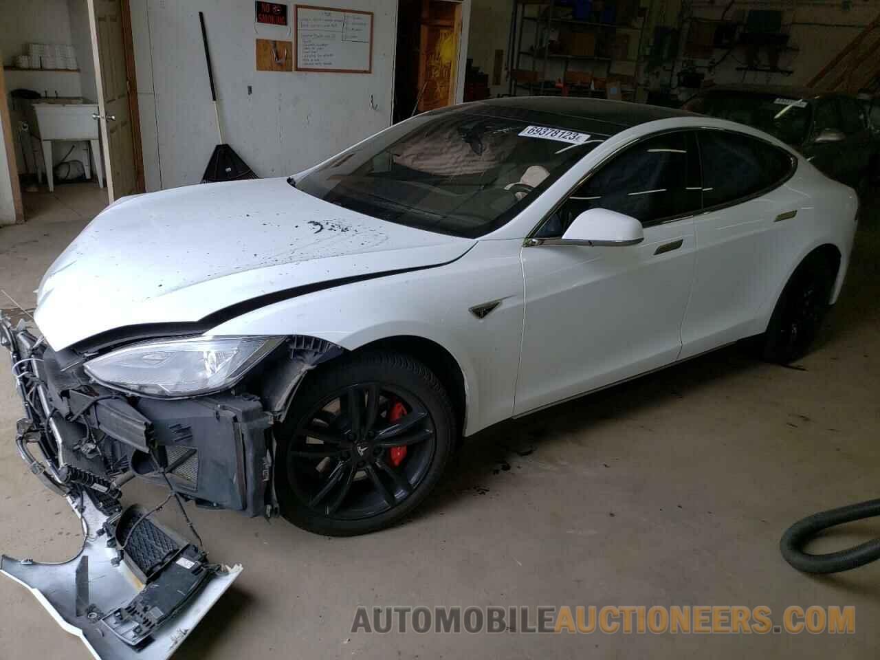 5YJSA1E49GF123718 TESLA MODEL S 2016